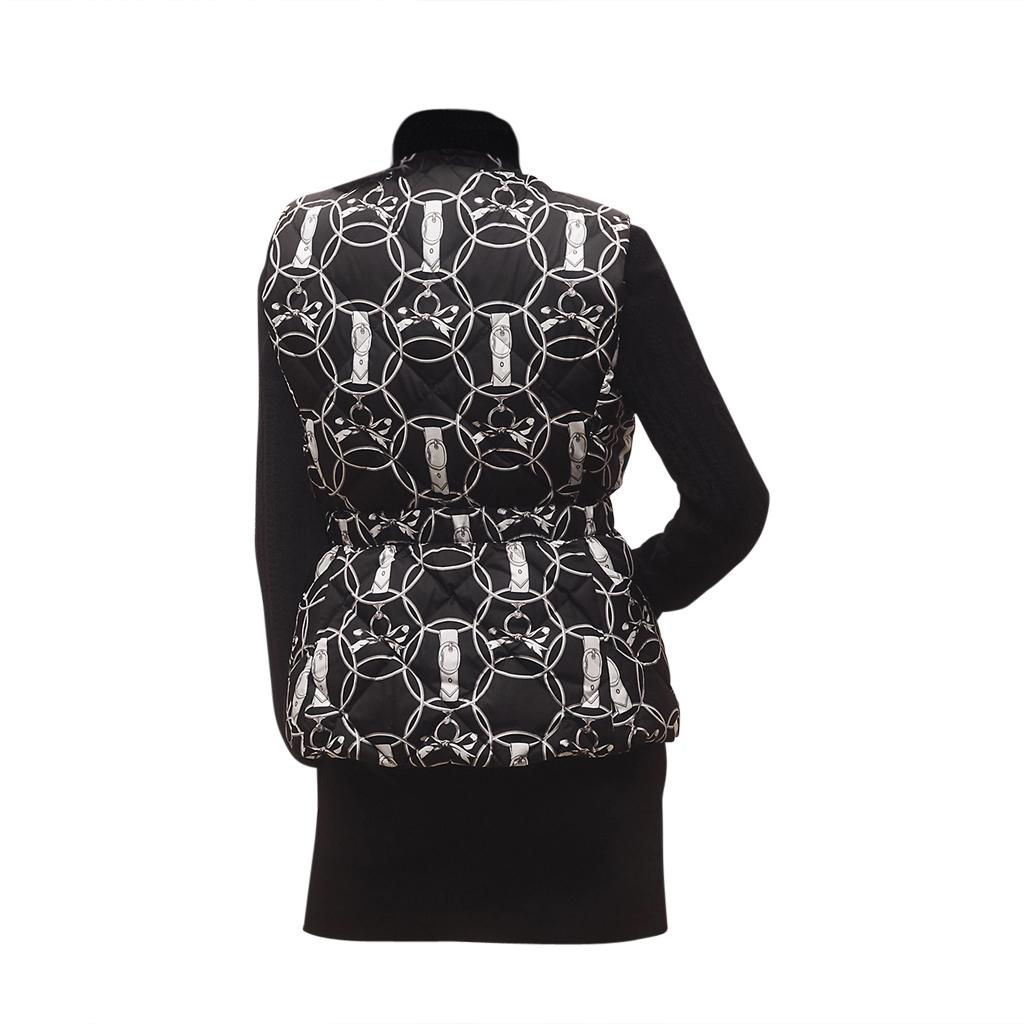 Black Hermes Promenade du Matin Reversible Puffer Vest 42 / 8 For Sale