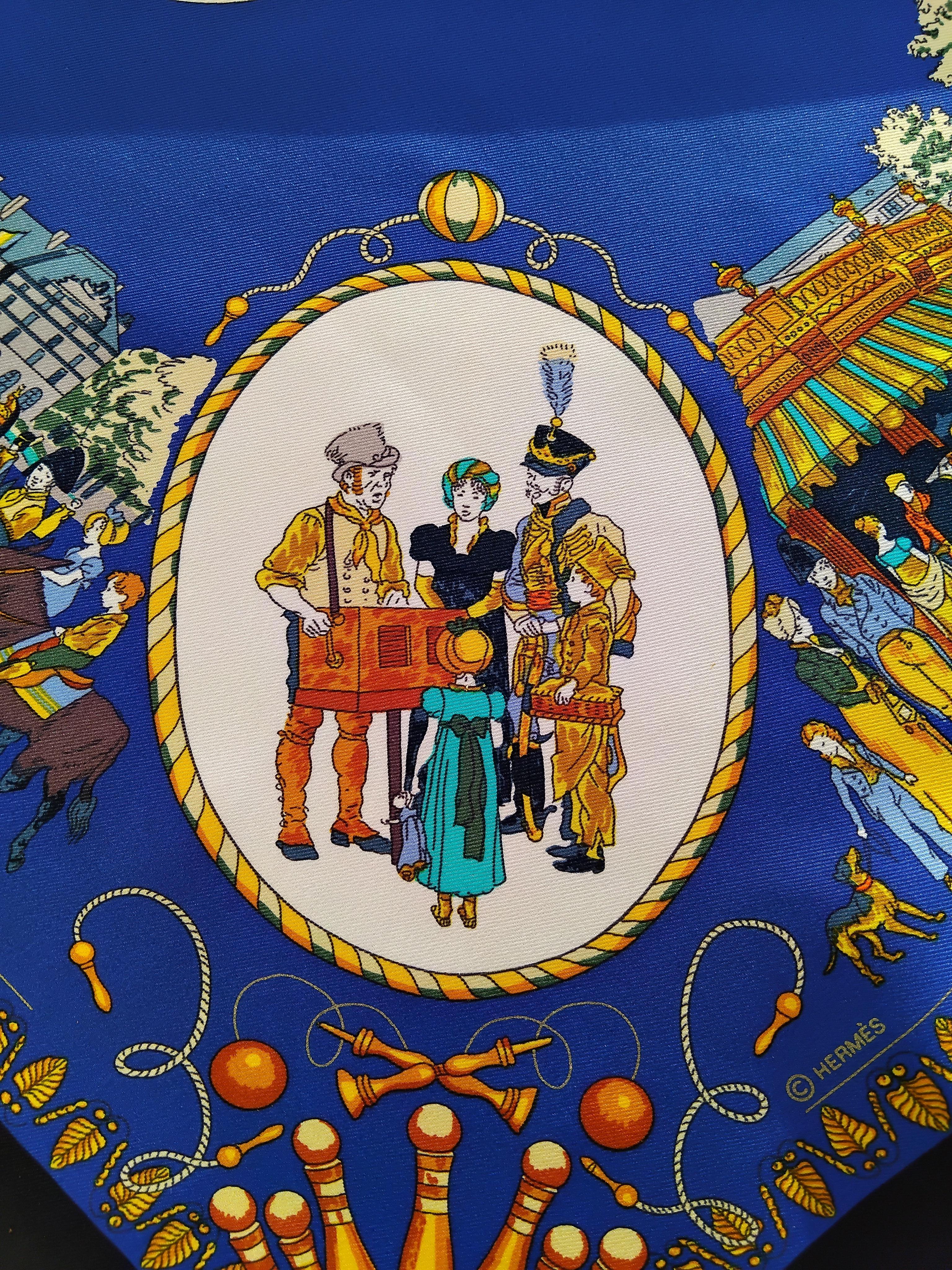 Hermès Promenades de Paris Silk Scarf Ledoux Noir Bleu Nuit 70 cm For Sale 7