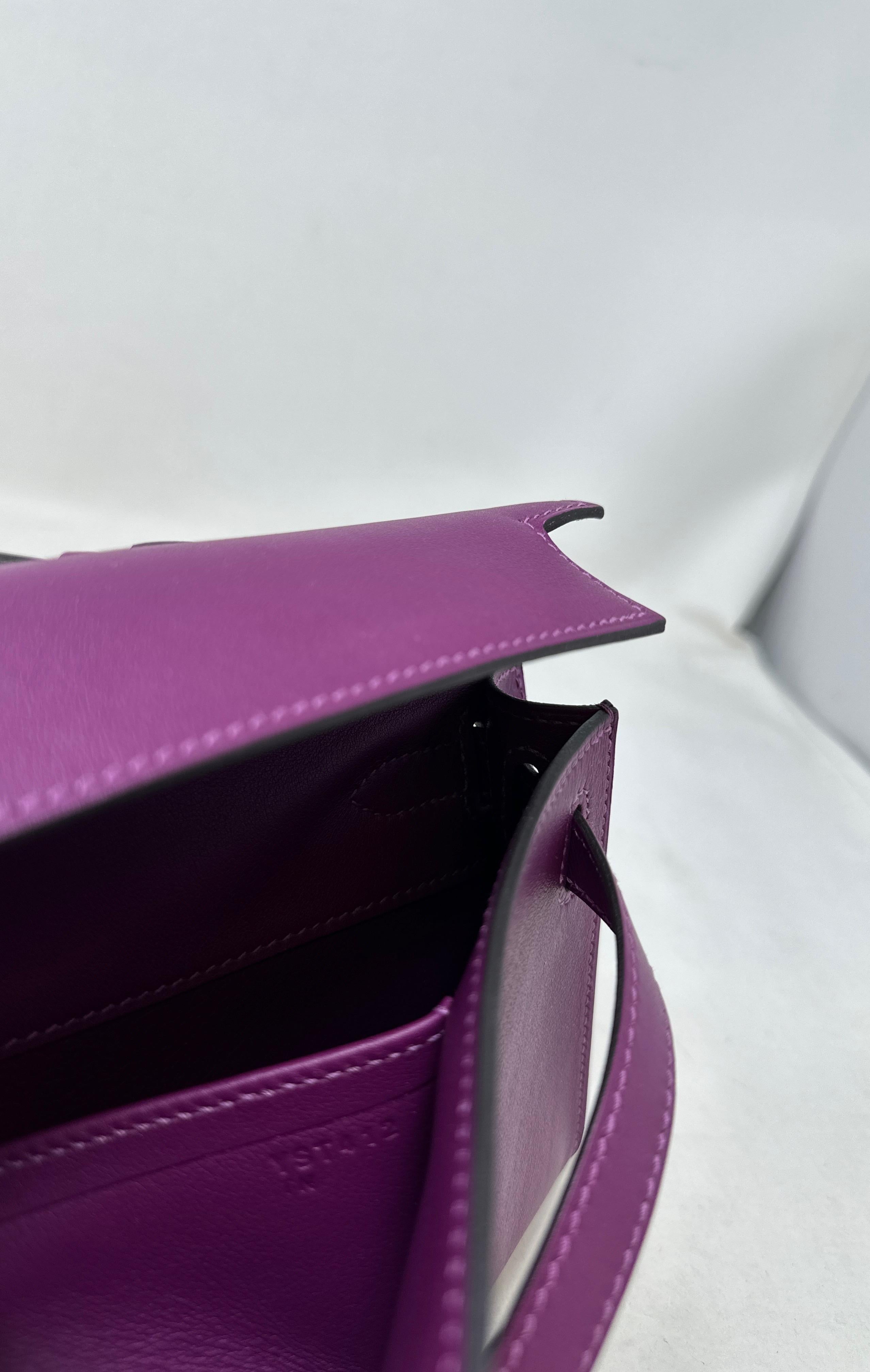 Hermès - Pochette Kelly violette  en vente 7