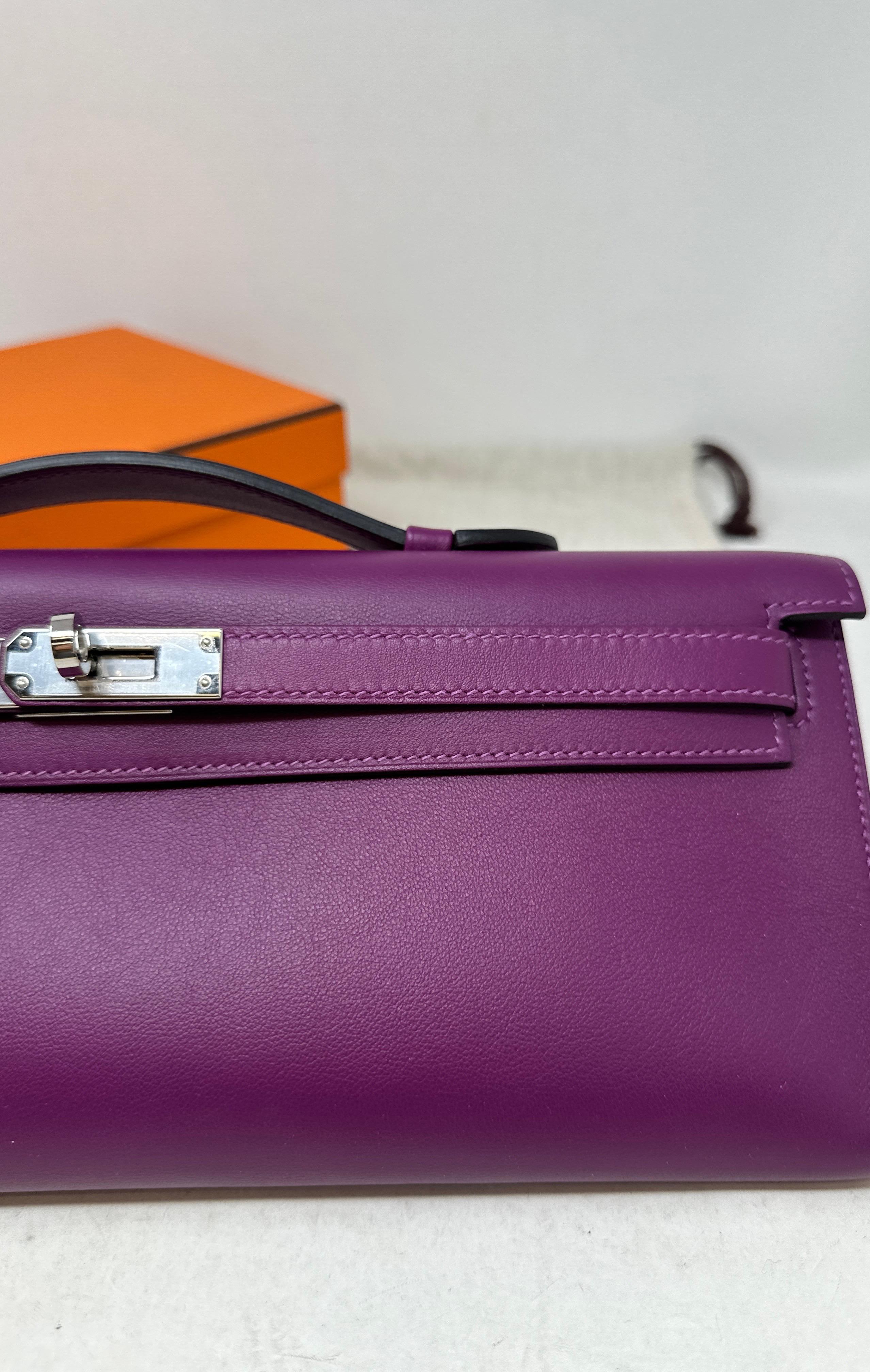 Hermes Purple Kelly Clutch Bag  For Sale 15