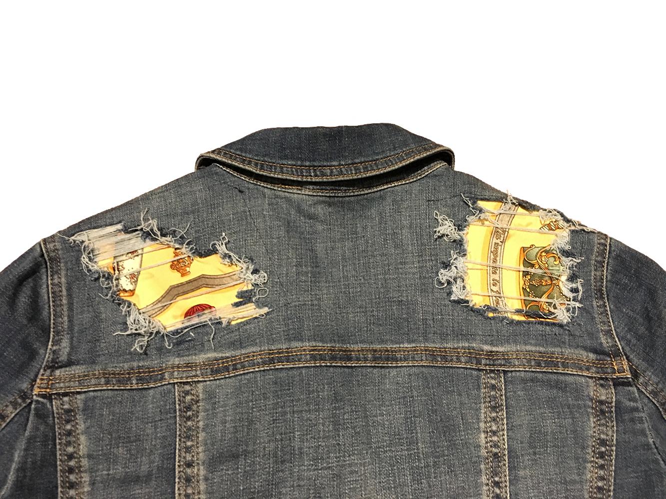 Hermes Qui' Import le Flacons Silk Scarf Distressed Denim Jacket-Medium For Sale 1