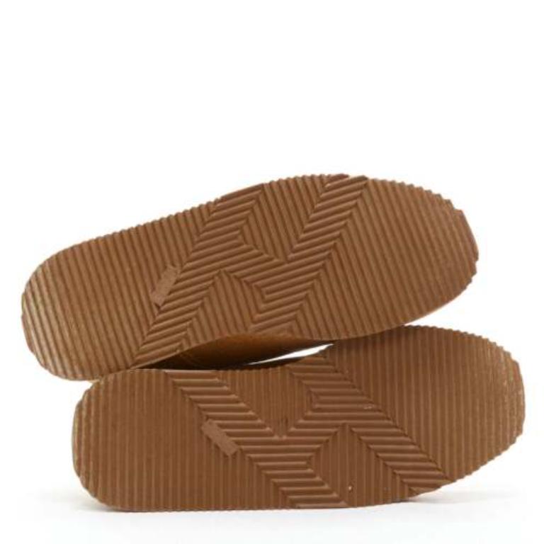 HERMES Baskets basses en daim fauve avec logo H EU37.5 en vente 5