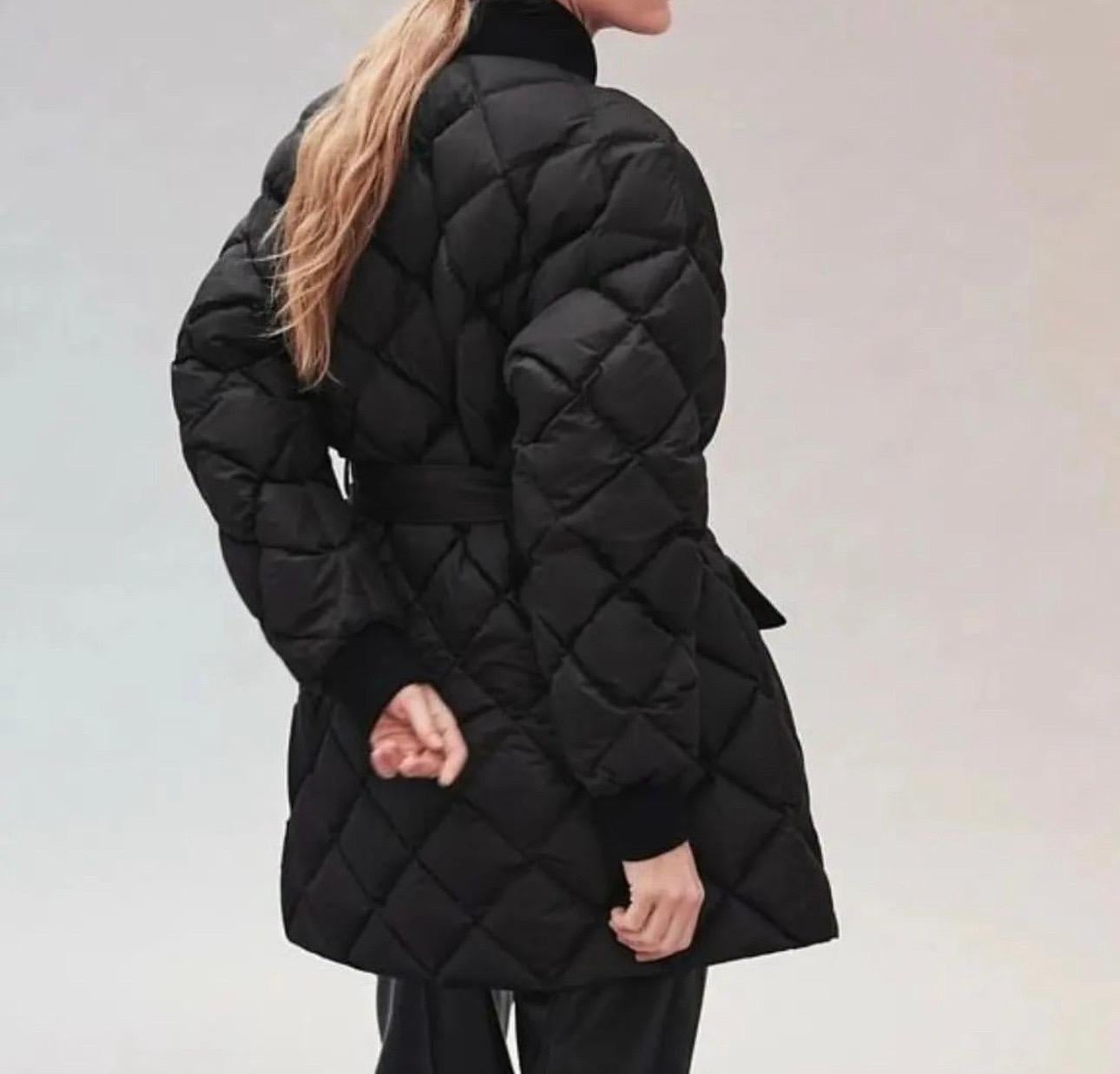 HERMES Quilted Black Down Coat In Good Condition In Krakow, PL