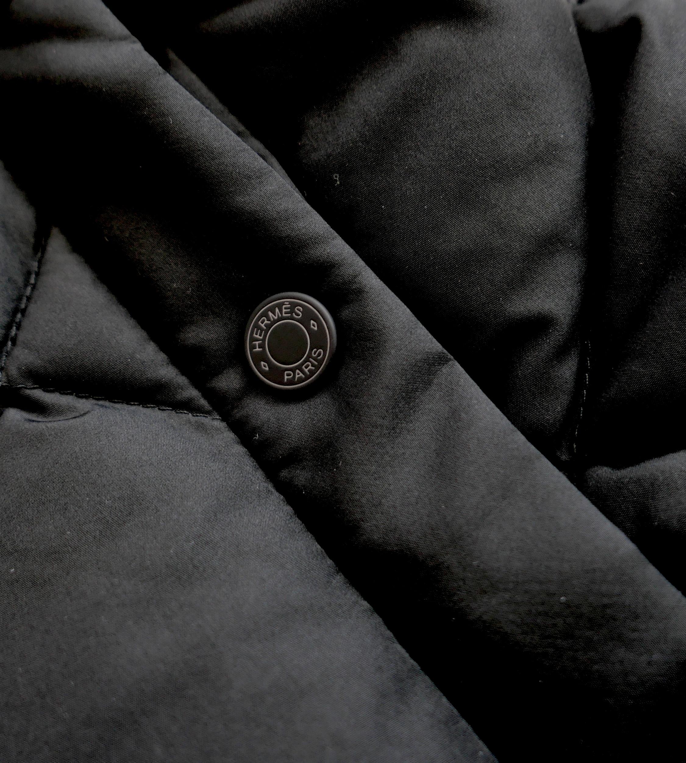 Hermes gesteppte Pufferweste im Angebot 3