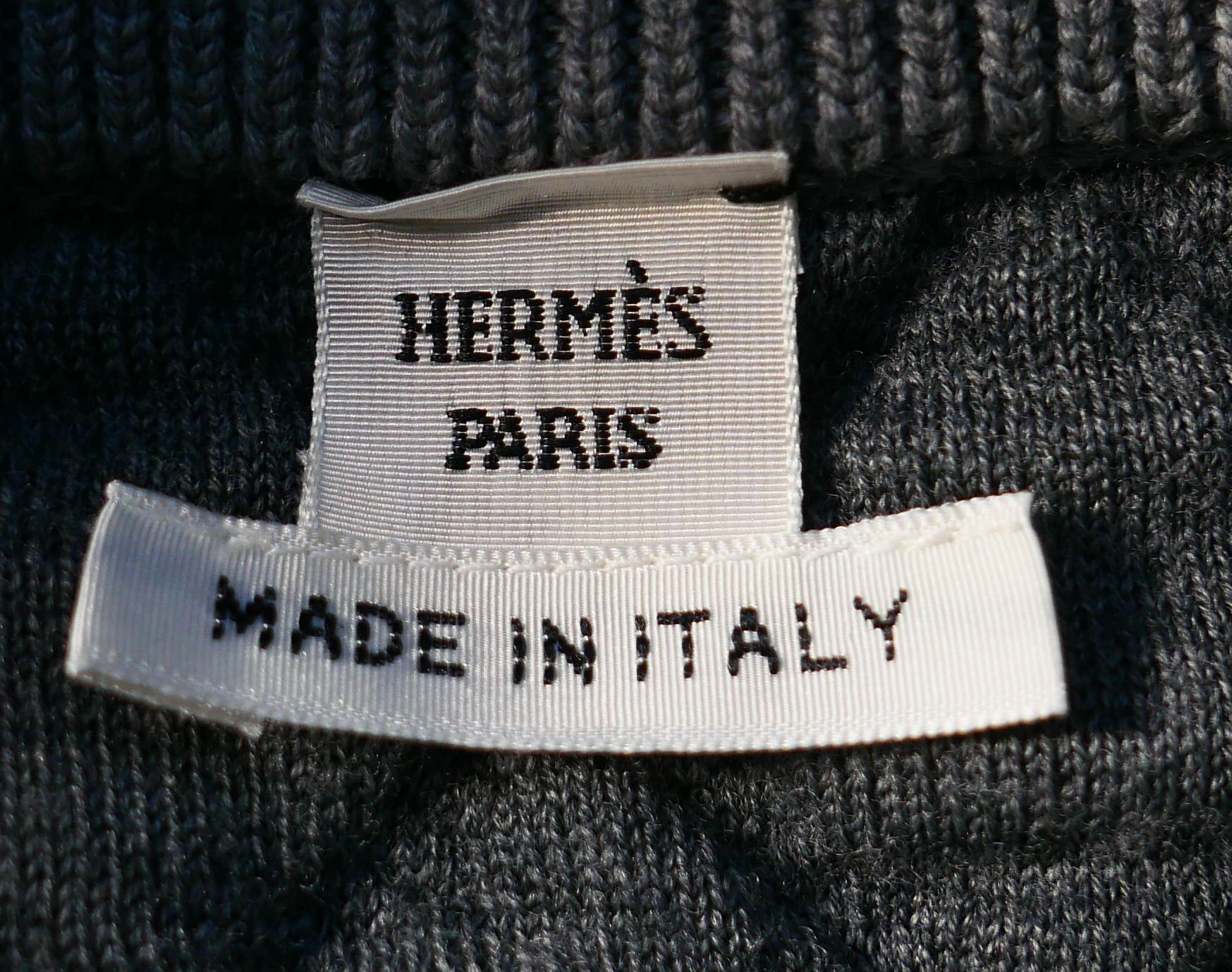Hermes Steppweste ohne Ärmel Weste Grau im Angebot 2