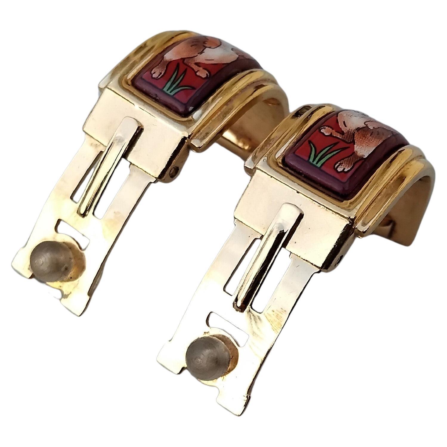 Hermès RabbitS Dogs Print Enamel Matching Bracelet Earrings Gold Hdw Size 70 en vente 6