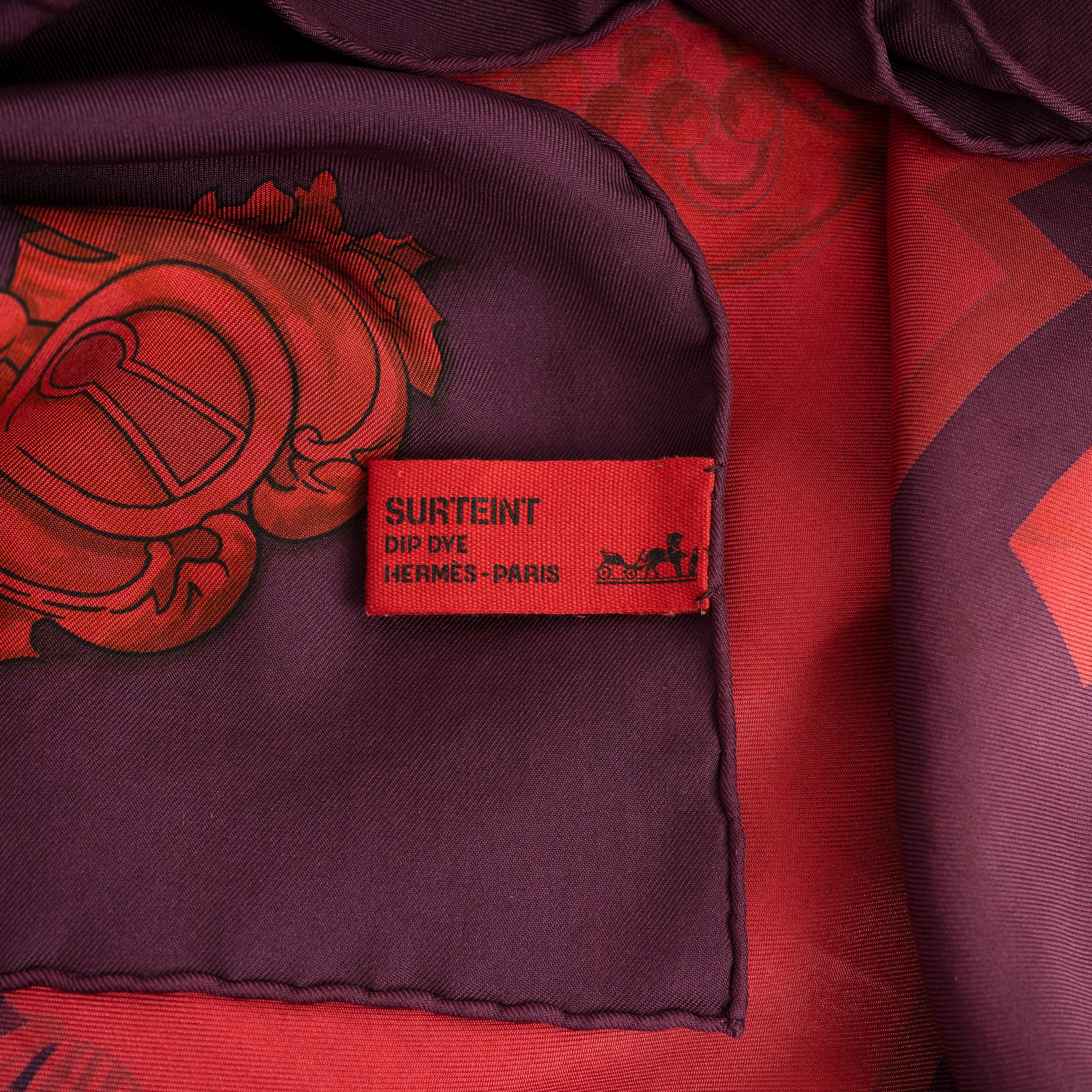 Women's or Men's HERMES rapsberry eggplant silk LES CLES 140 SURTEINT DIP DYE Scarf