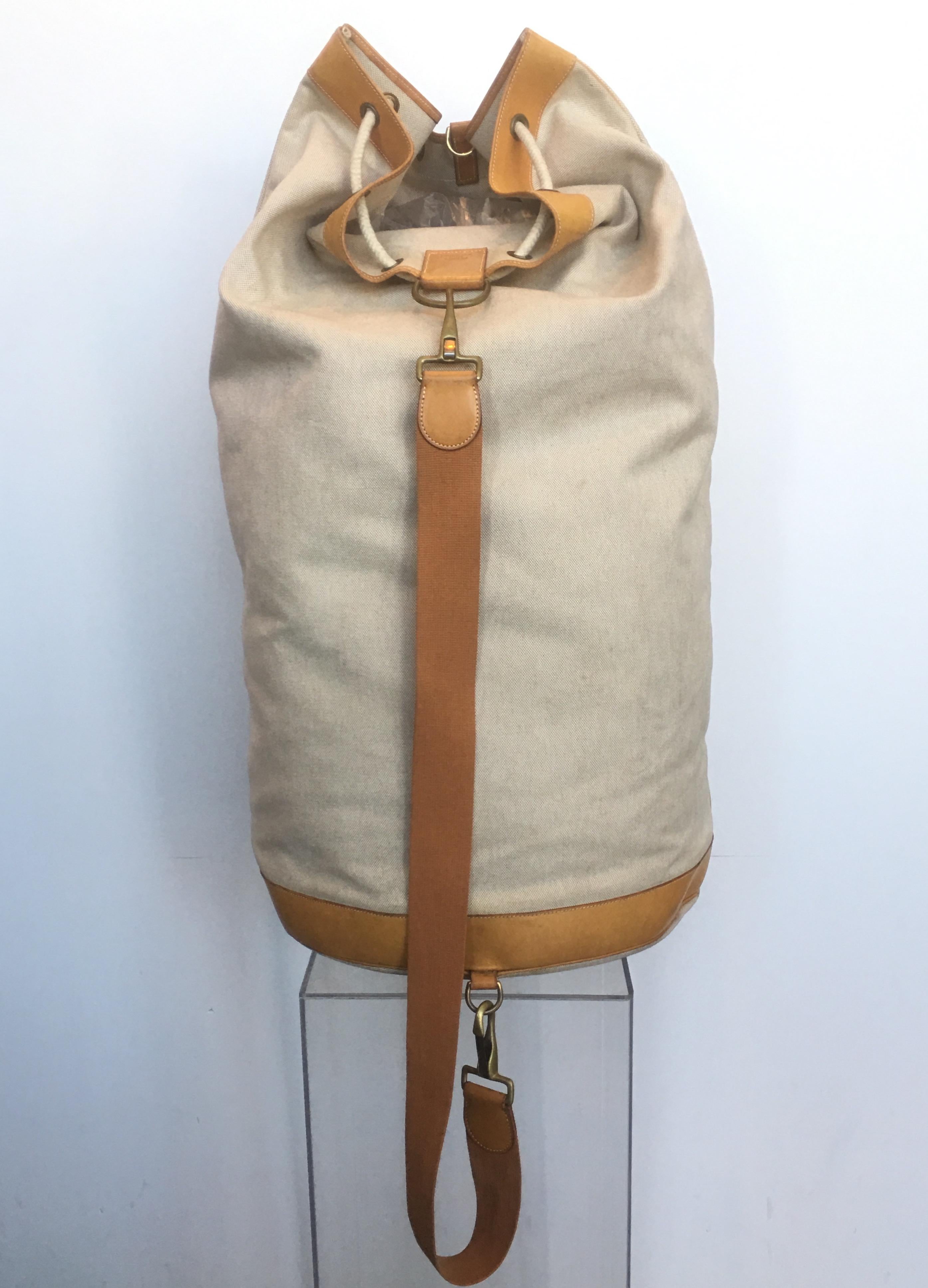 Hermés Rare Canvas and Leather Duffle Seabag Extra Large For Sale 2