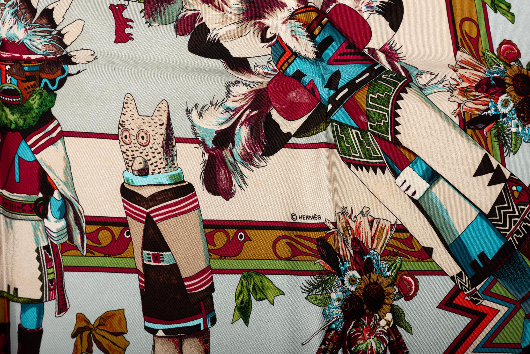 Hermès Rare Celeste Kachinas Seidenschal Damen im Angebot