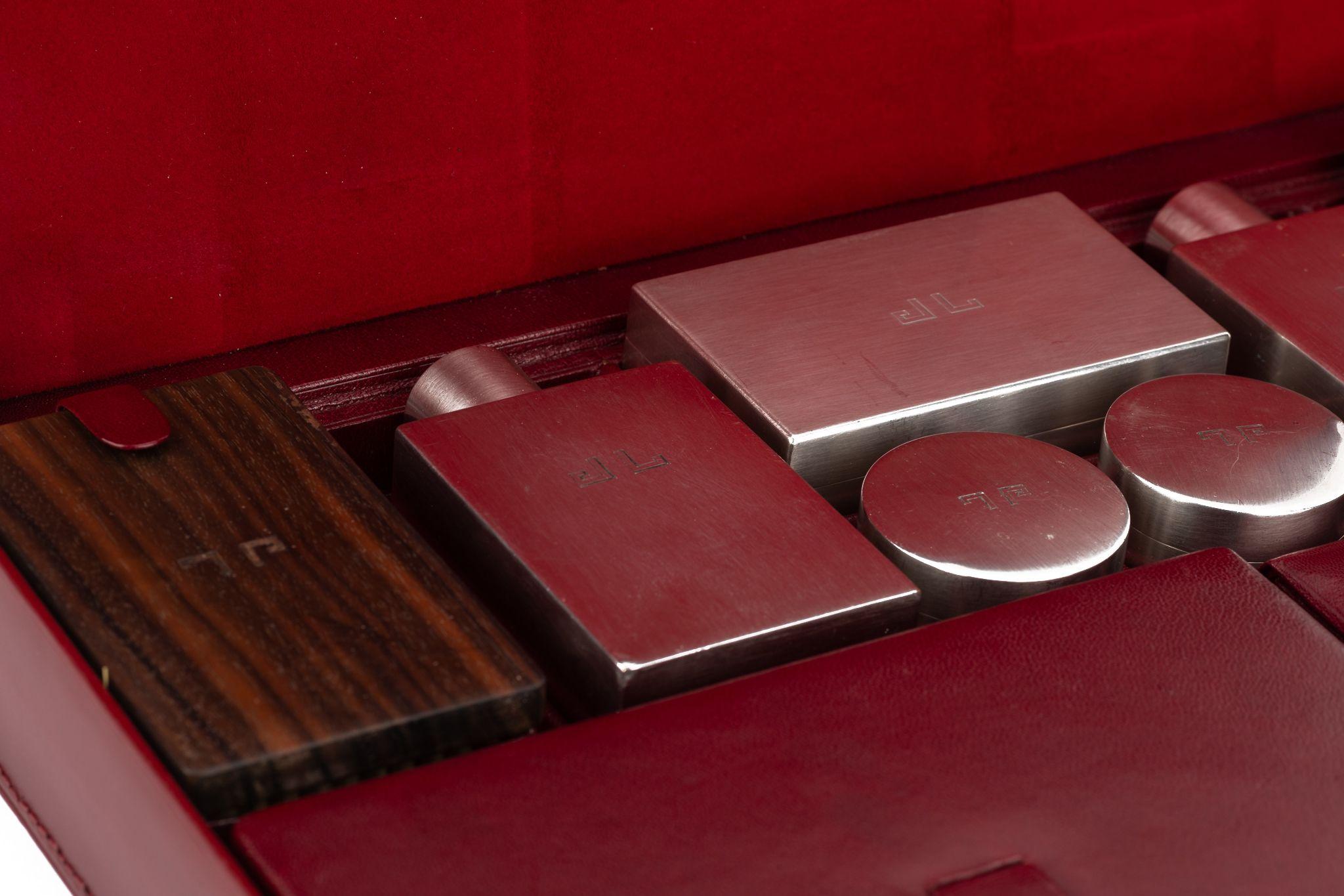 Hermes Rare Rouge H Men Toiletry Case For Sale 5