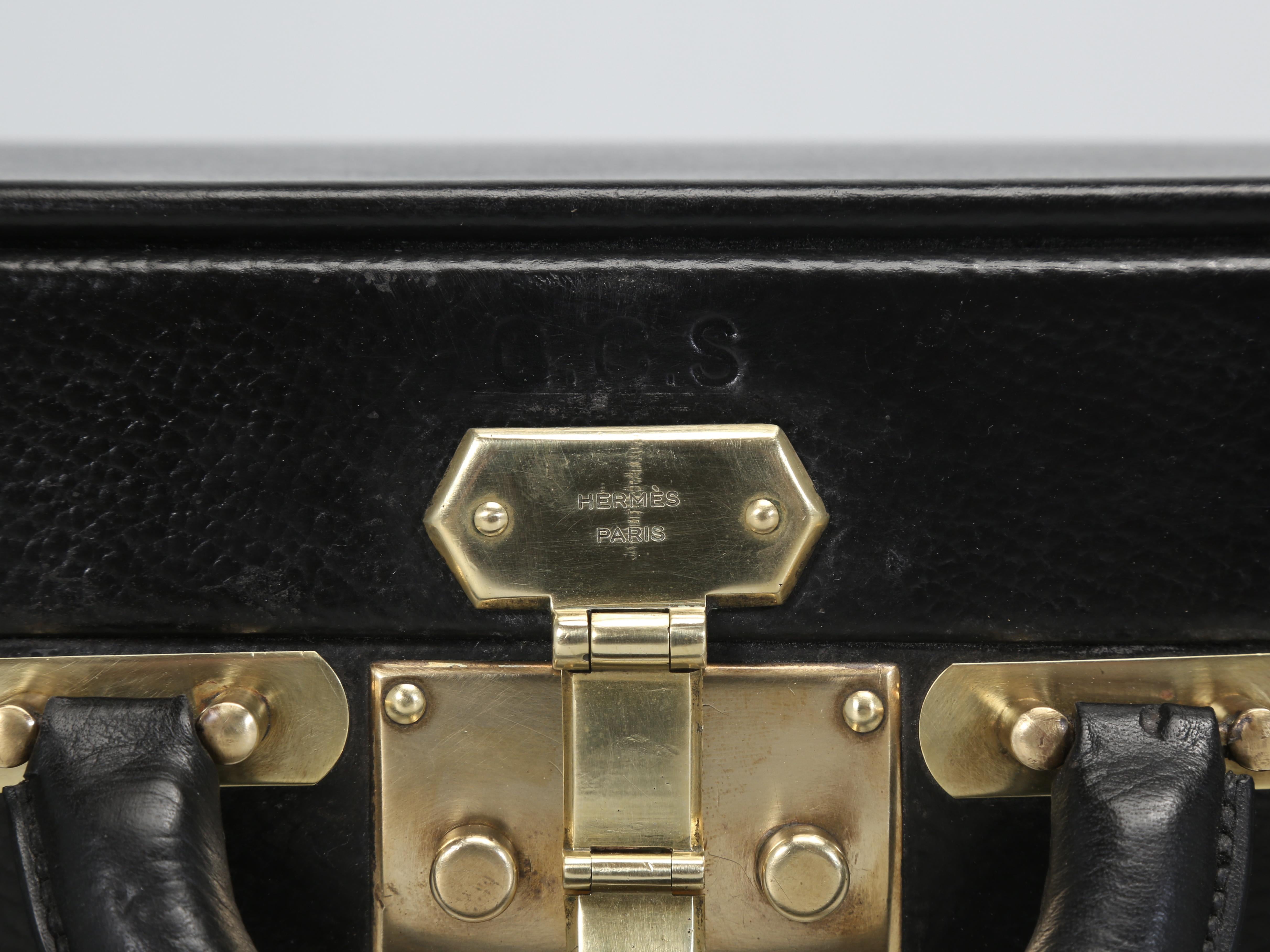 Hermès Rare Vintage Black Leather Briefcase Expandable with Straps, Original Key For Sale 4