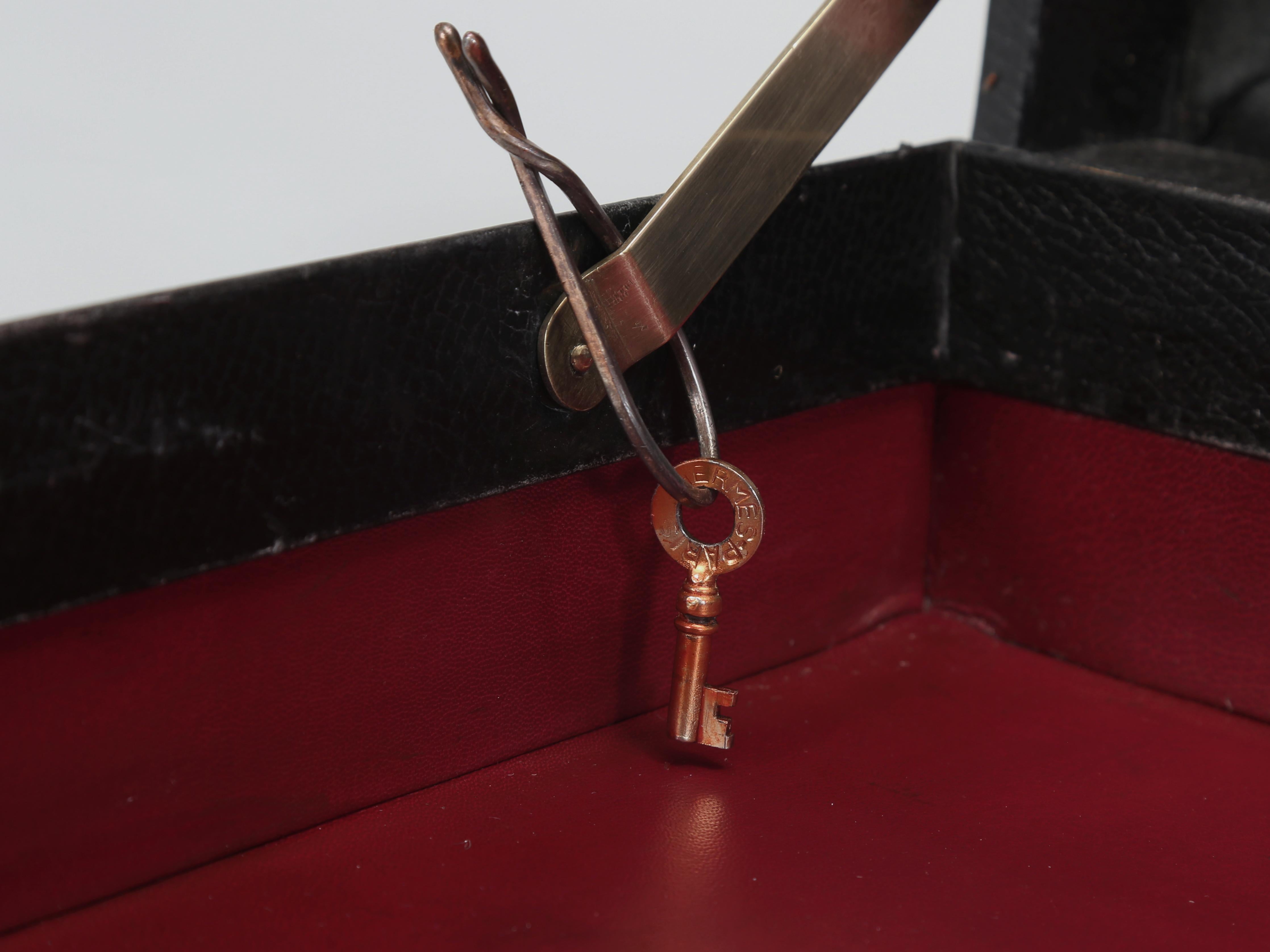 Hermès Rare Vintage Black Leather Briefcase Expandable with Straps, Original Key 8