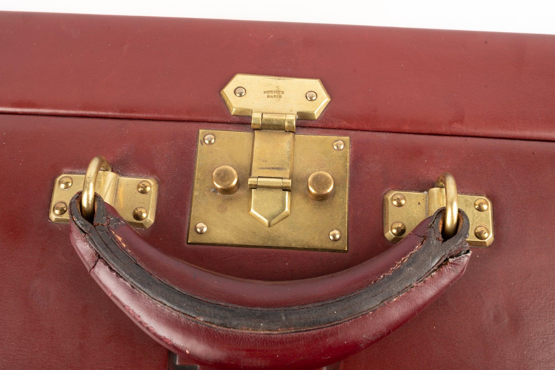 Hermès Red Box Leather Suitcase, 1950 Circa For Sale 6