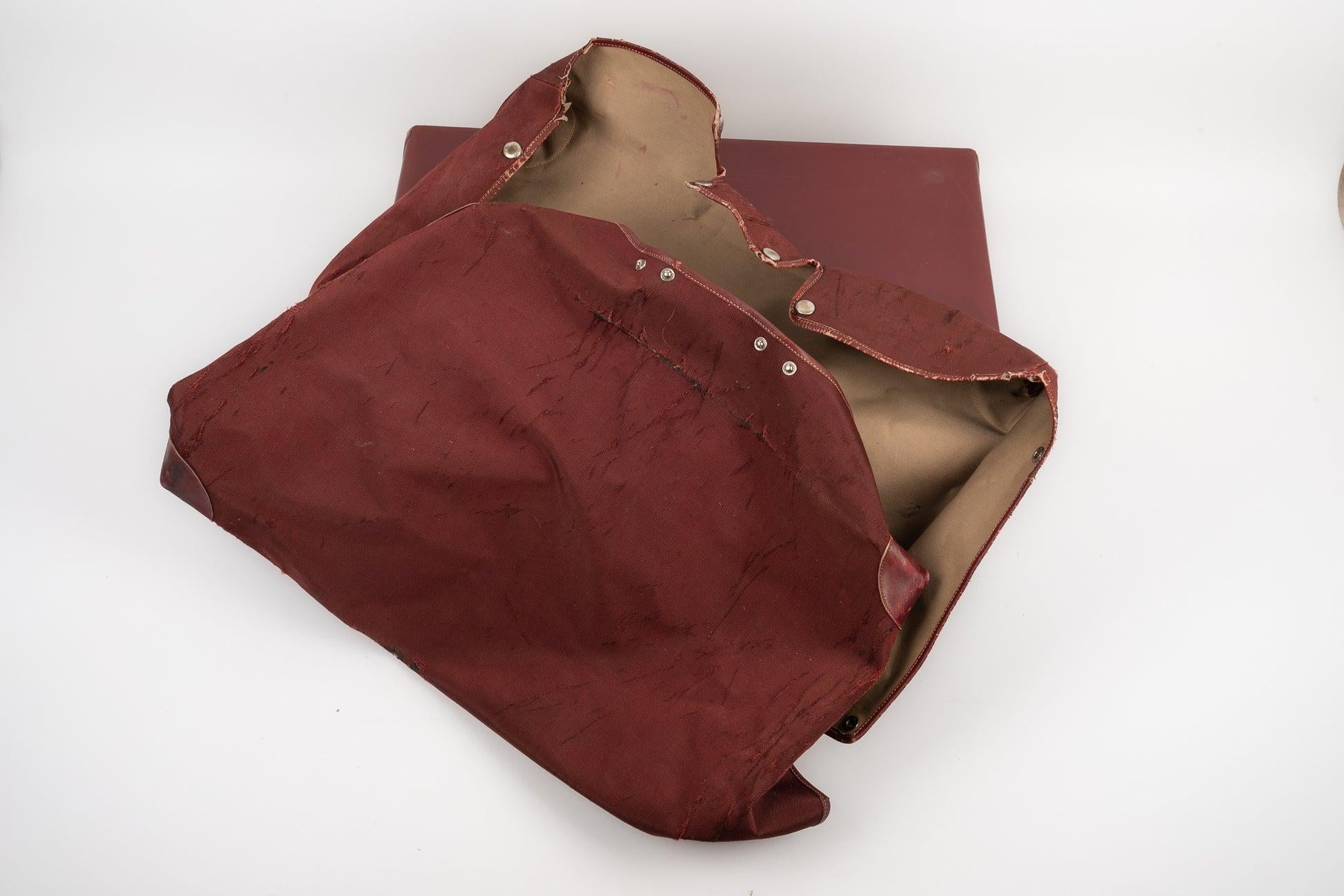 Hermès Red Box Leather Suitcase, 1950 Circa For Sale 9