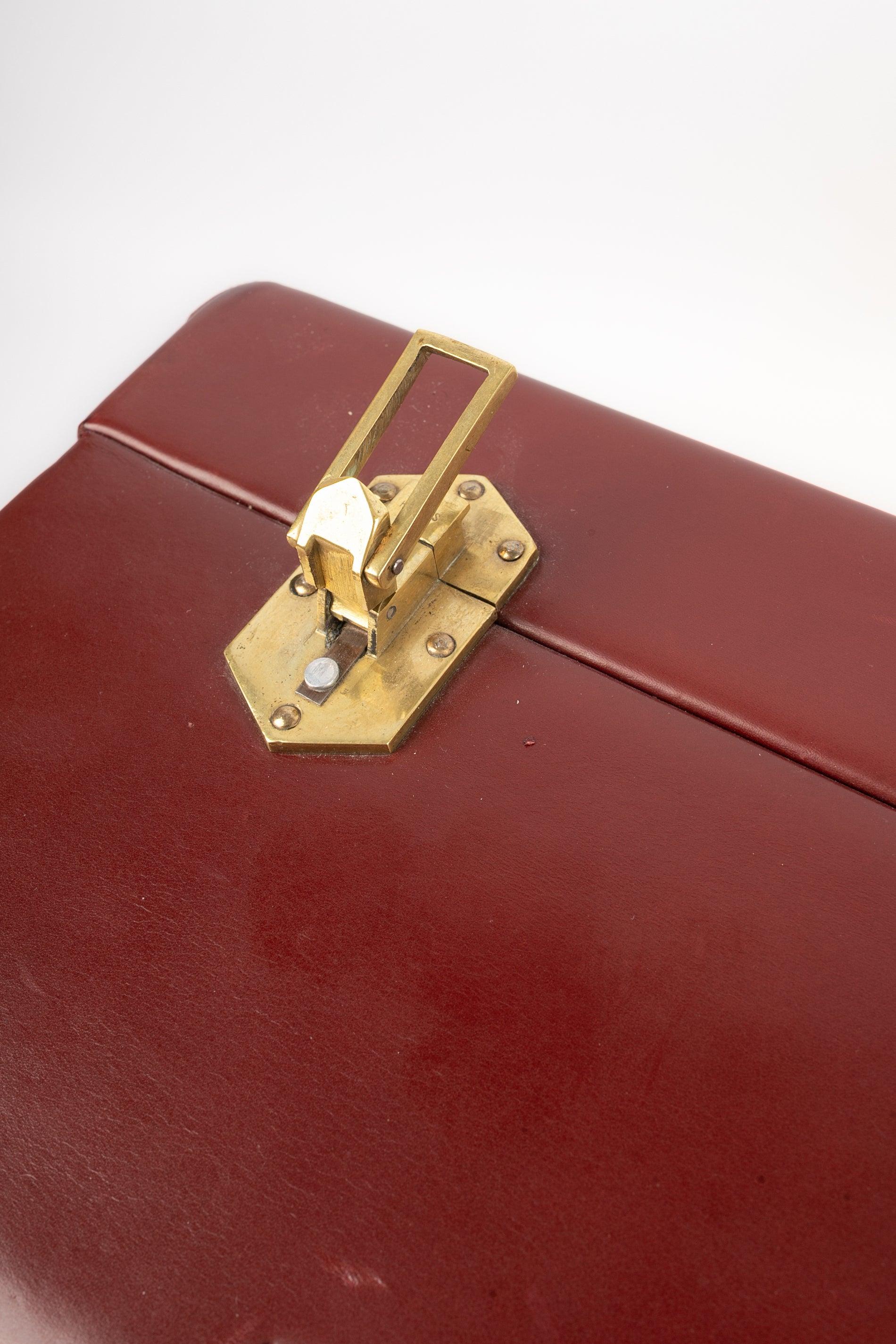 Hermès Red Box Leather Suitcase, 1950 Circa For Sale 2