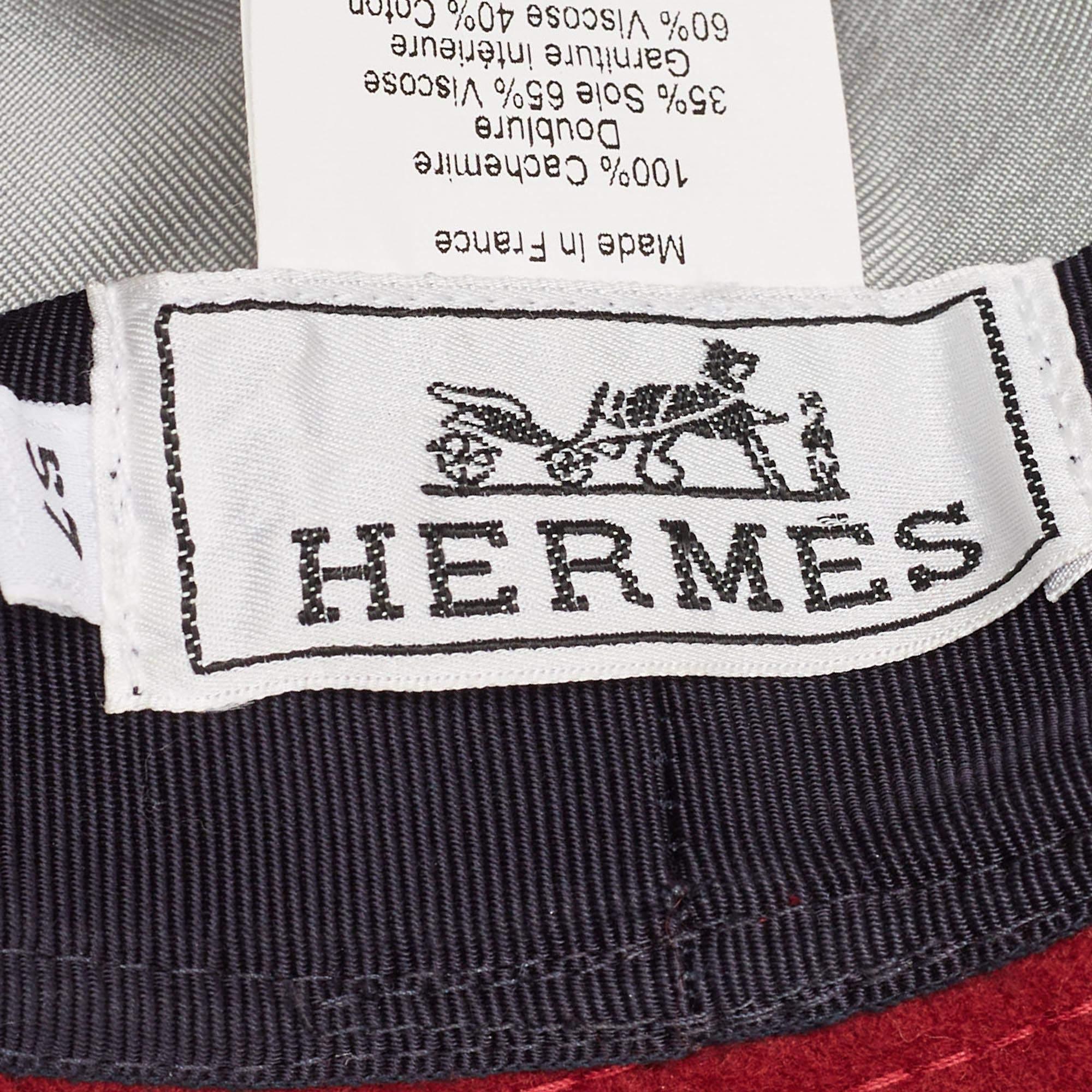Hermes Chapeau Bucket Calvi en cachemire rouge Taille 57 en vente 2