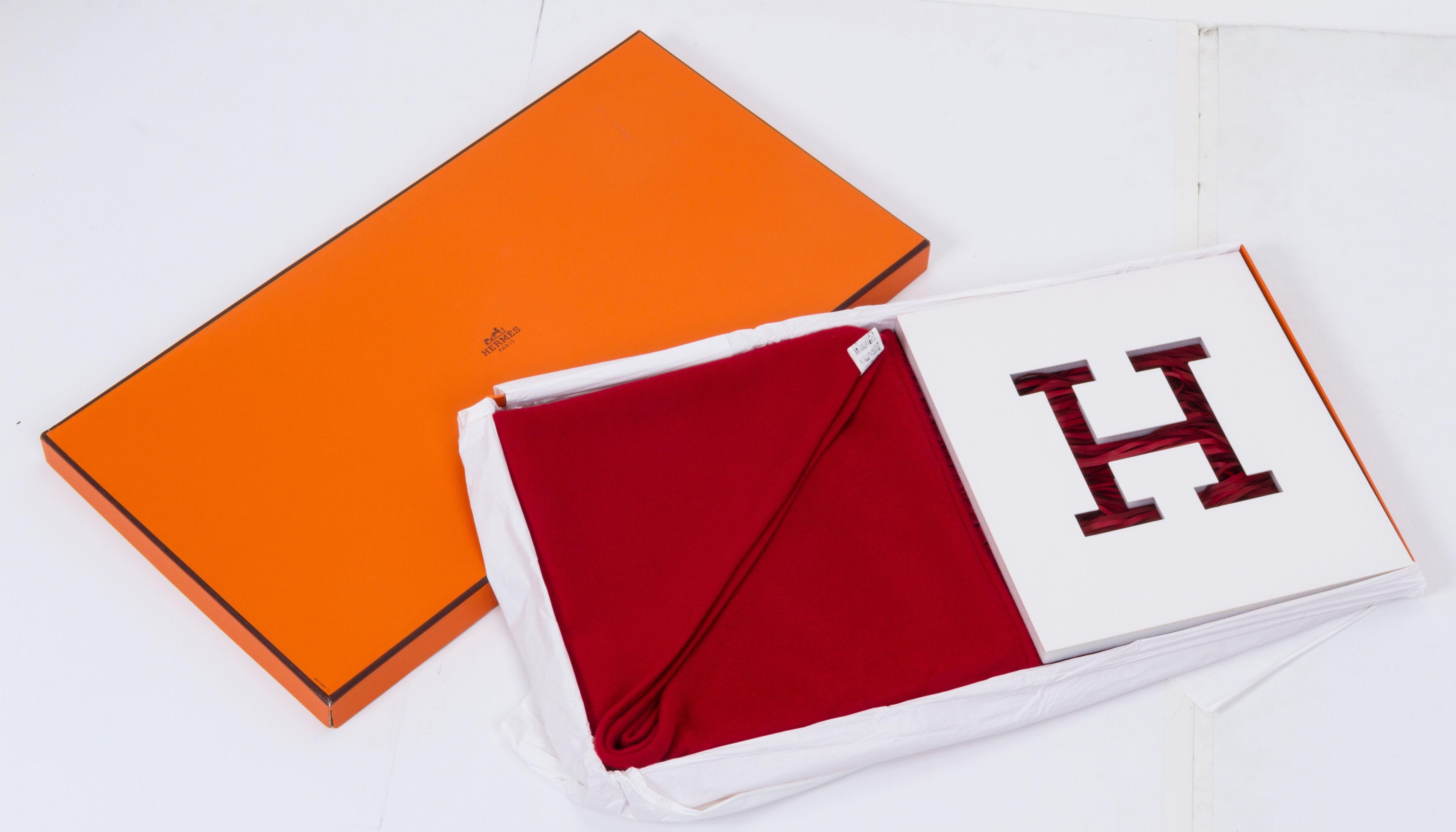 Hermès Red Cashmere/Leather Shawl BNIB In New Condition In West Hollywood, CA