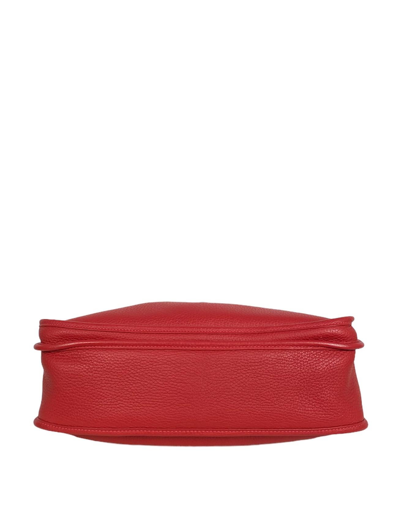 Women's Hermes Red Clemence Leather Evelyne III GM Messenger Bag For Sale