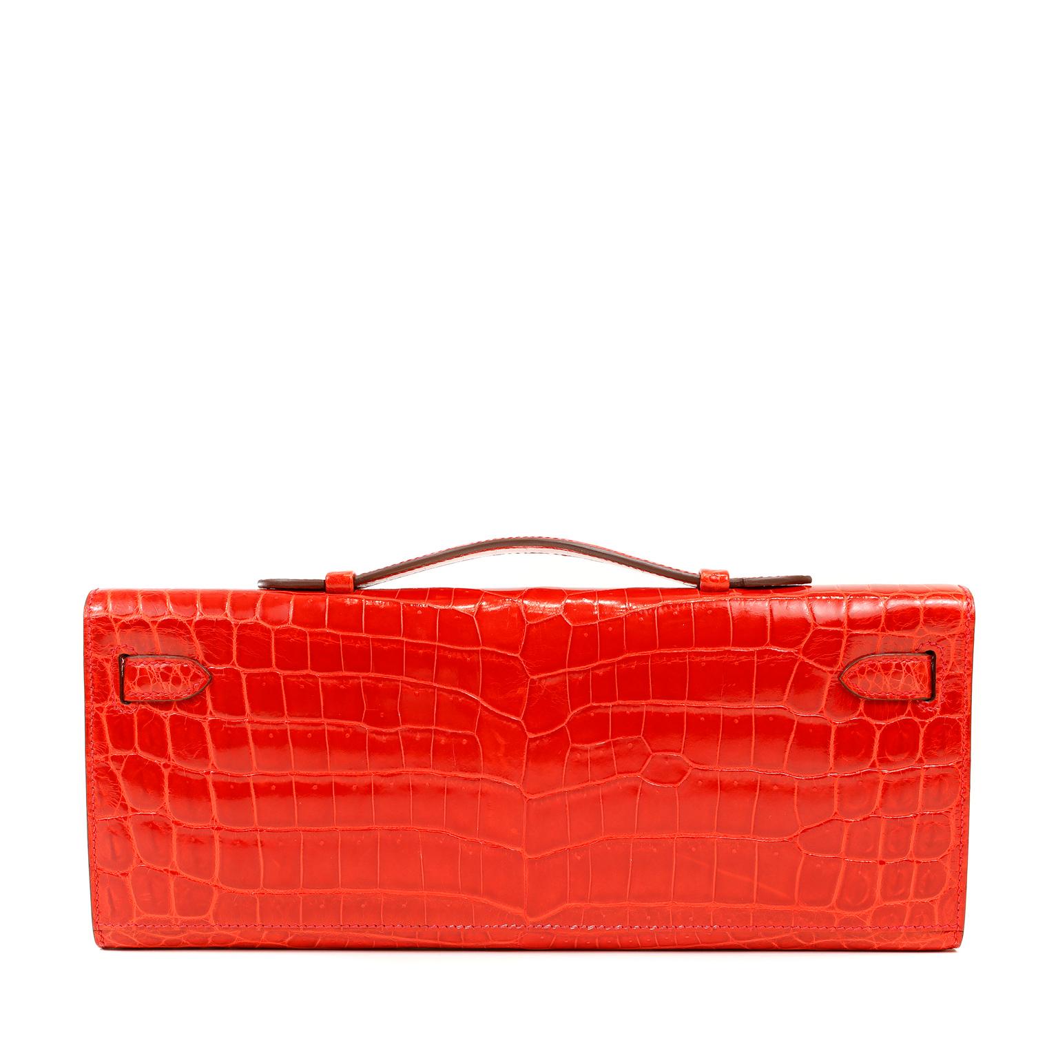 Hermès - Pochette Kelly en crocodile rouge Bon état - En vente à Palm Beach, FL