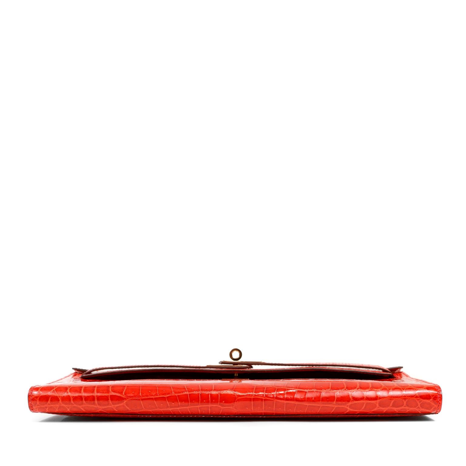 Hermès - Pochette Kelly en crocodile rouge Pour femmes en vente