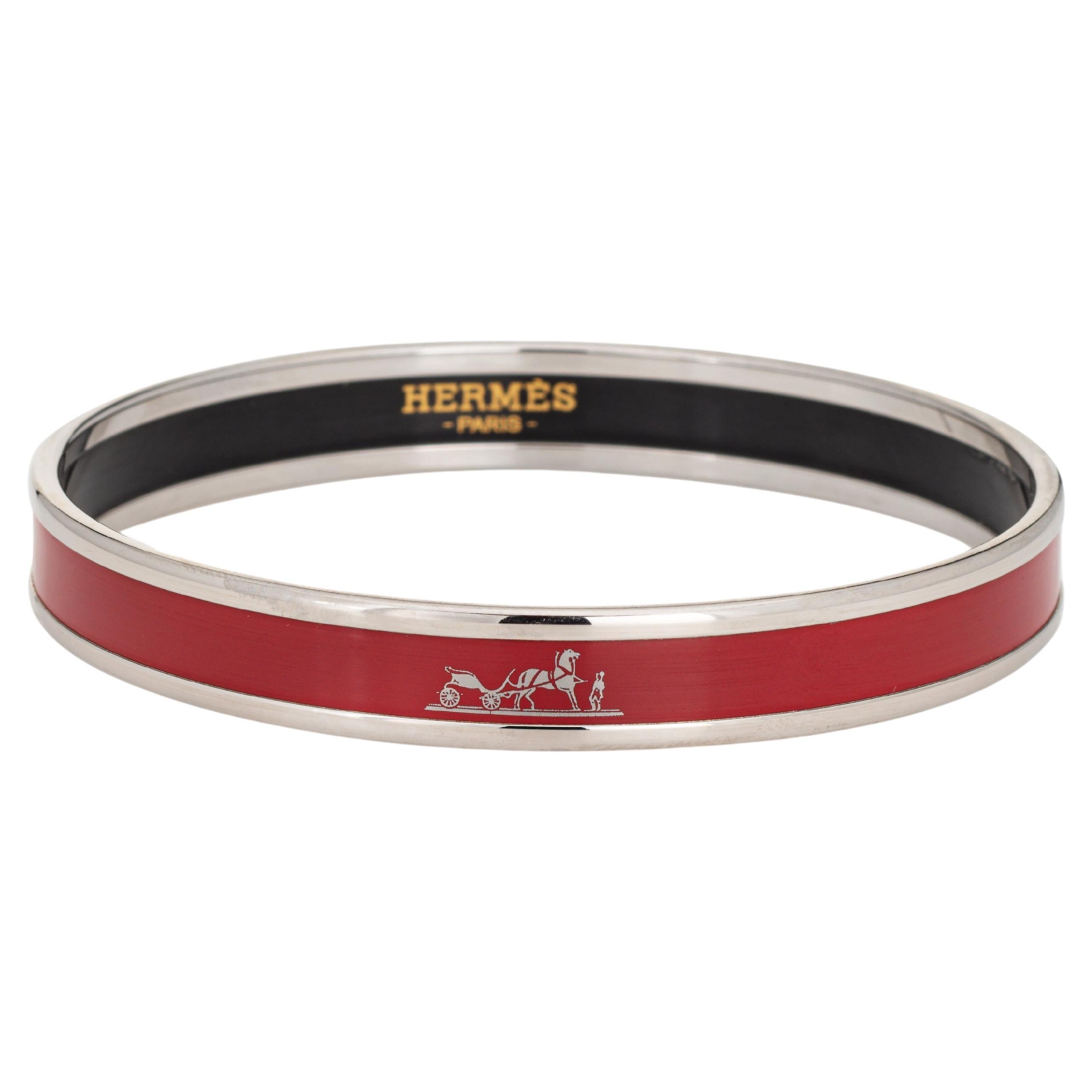 Hermes Rot Emaille Armreif Armband Pferdekutsche Motiv Narrow 65 Größe klein im Angebot