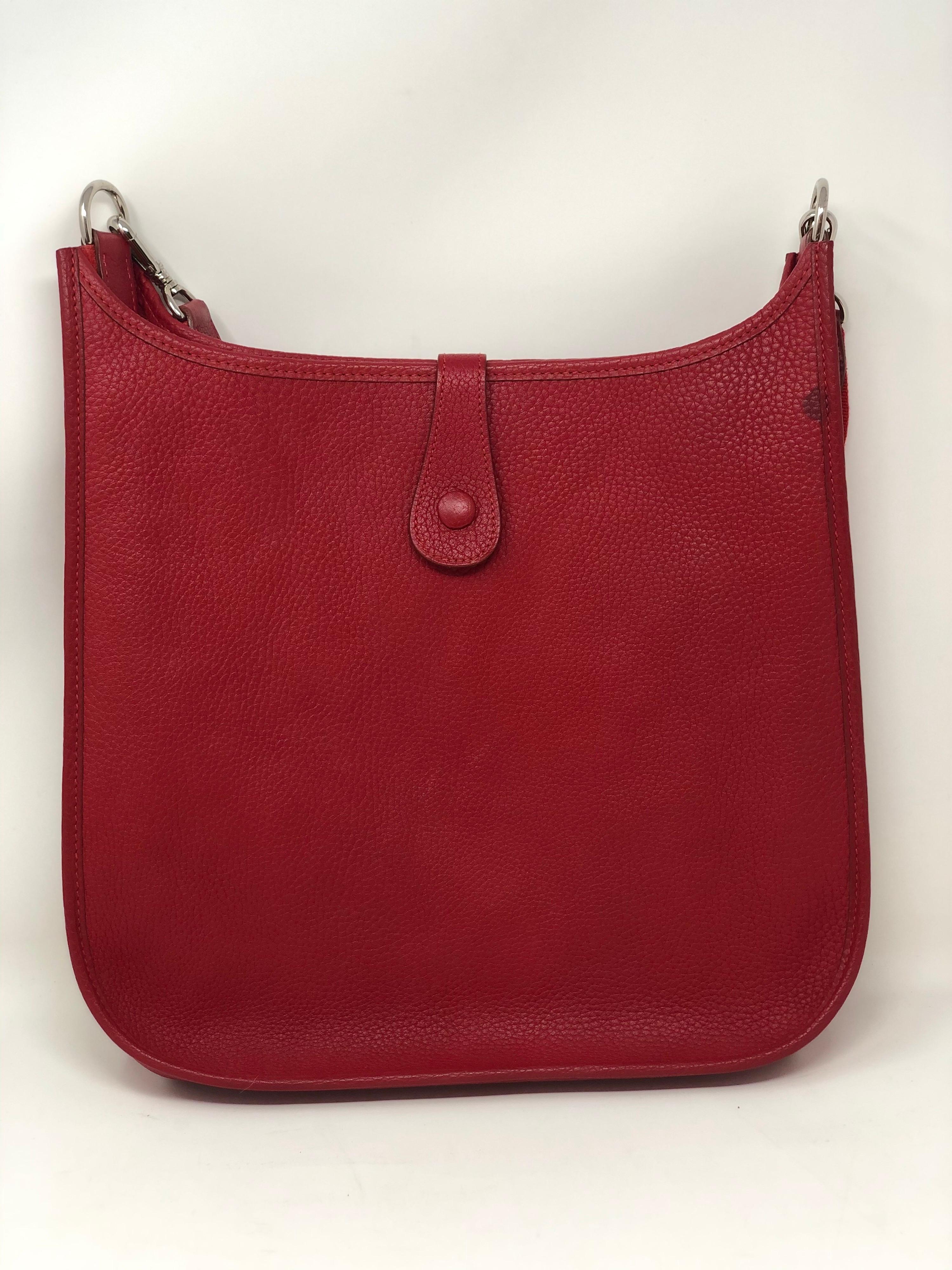 Hermes Red Evelyne Bag  In Good Condition In Athens, GA