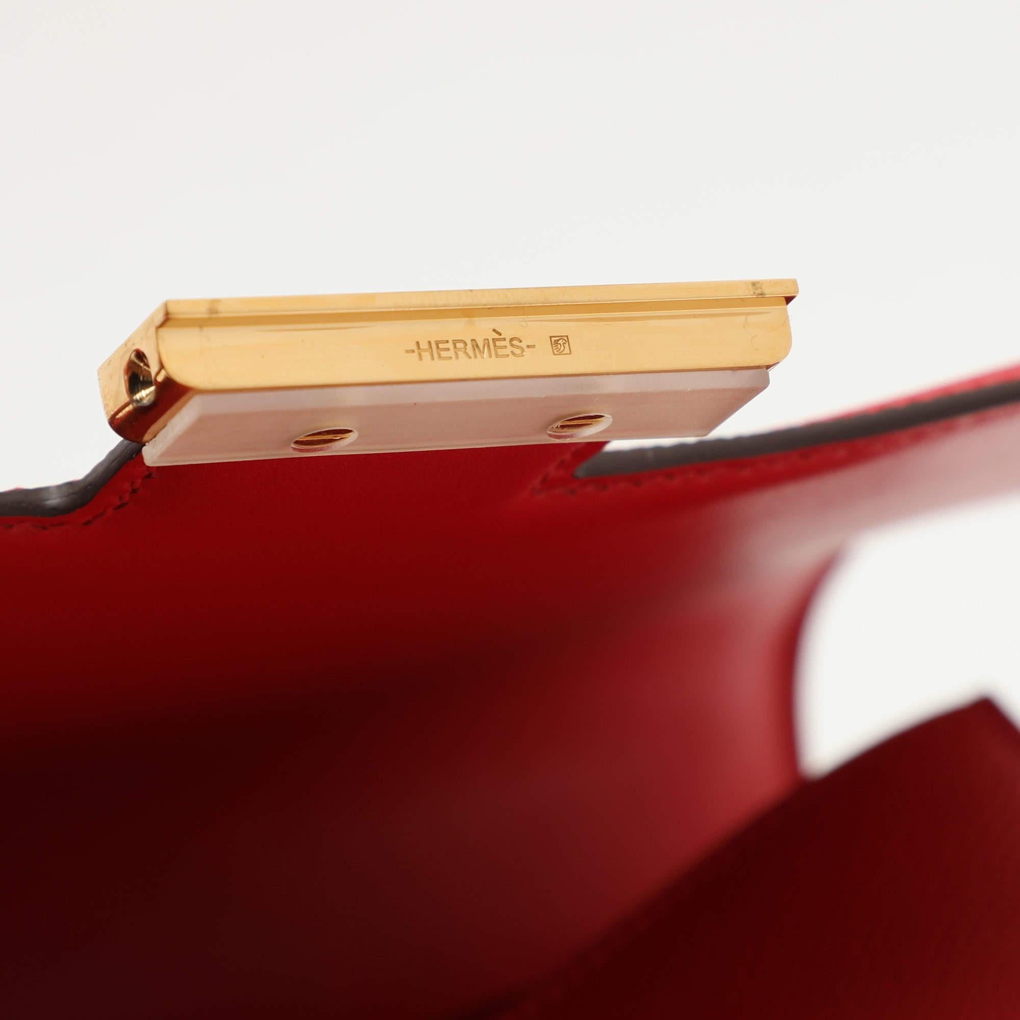 Hermès Red Leather Constance 23 Bag For Sale 3