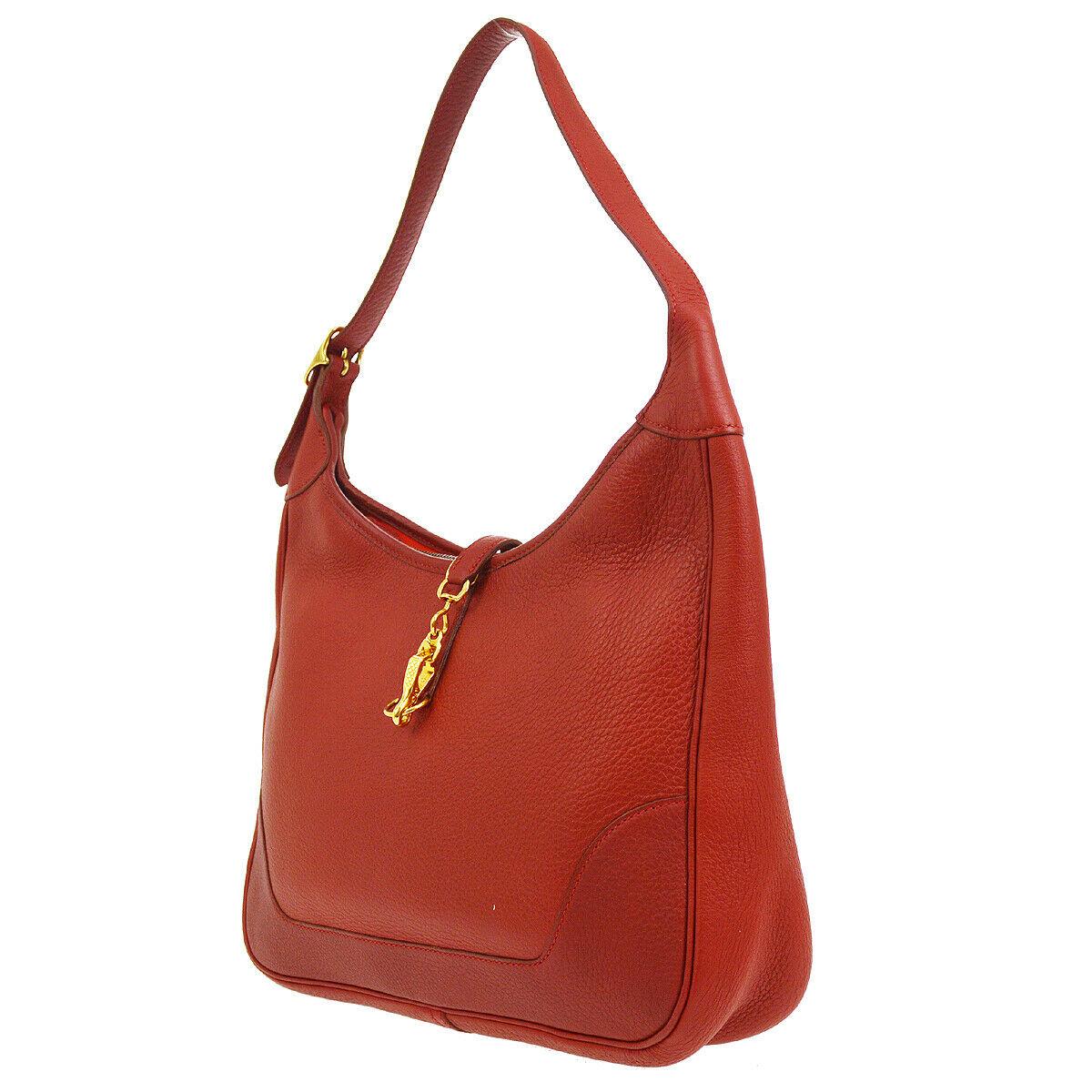 Hermes Red Leather Gold Accent Hardware Hobo Carryall Shoulder Flap Bag In Good Condition In Chicago, IL