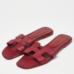 Hermes Sandali piatti in pelle rossa Oran Taglia 39