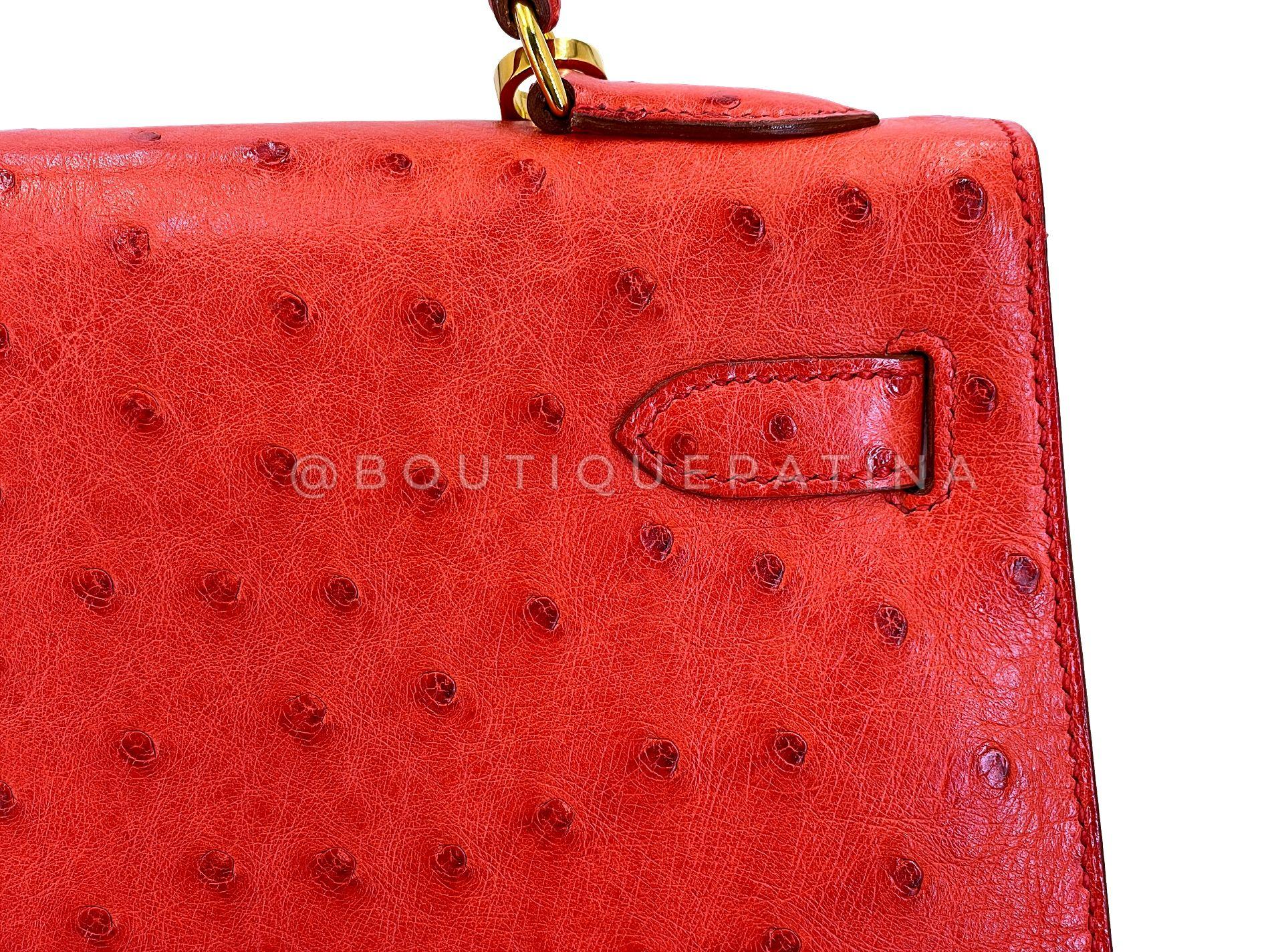Hermès Borsa Kelly 32cm in struzzo rosso Sellier 24k GHW 68865 in vendita 1