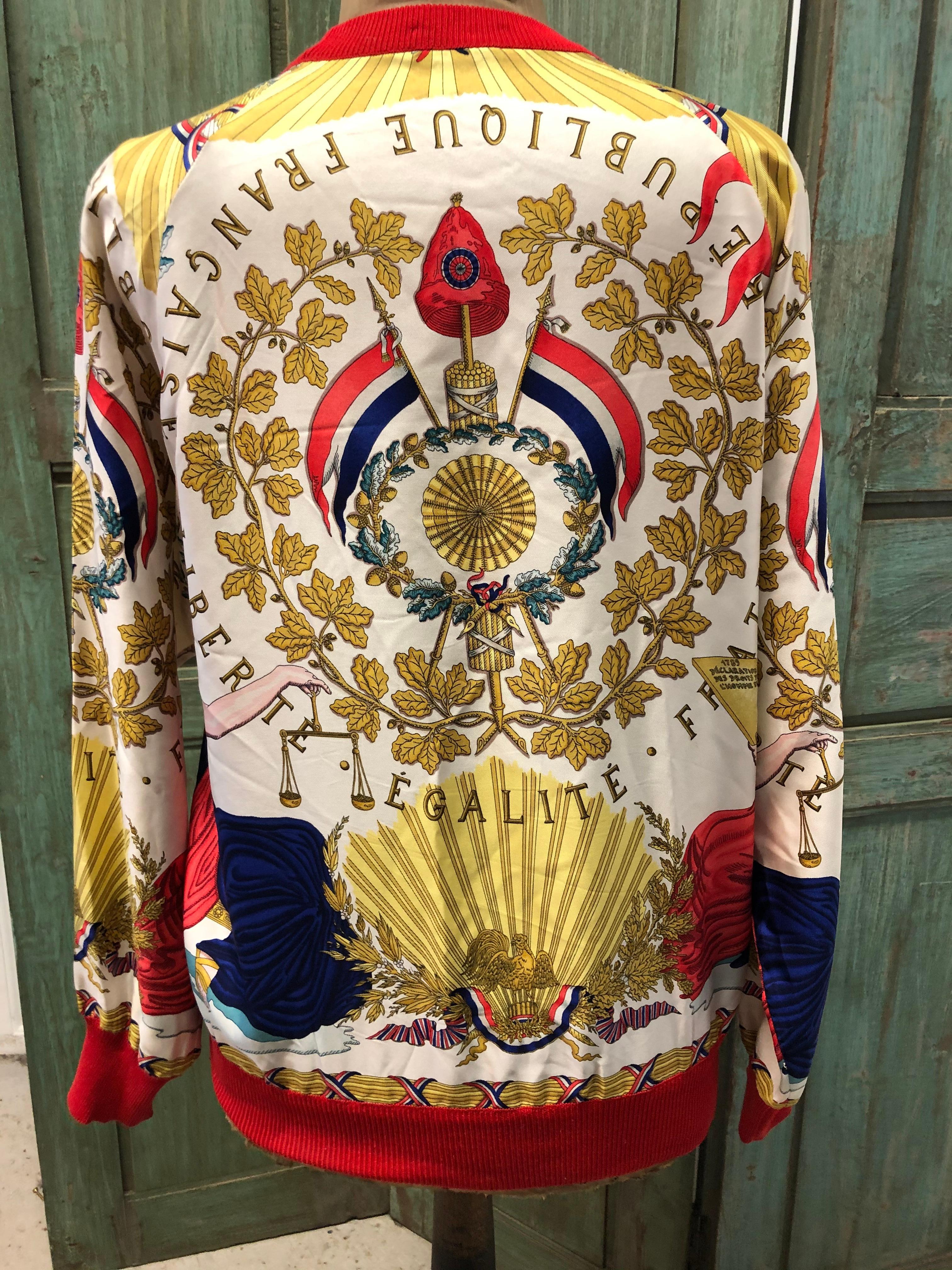 Hermes République Francaise Liberté Égalité Fraternité 1789 Silk Sweater In Good Condition For Sale In Chillerton, Isle of Wight