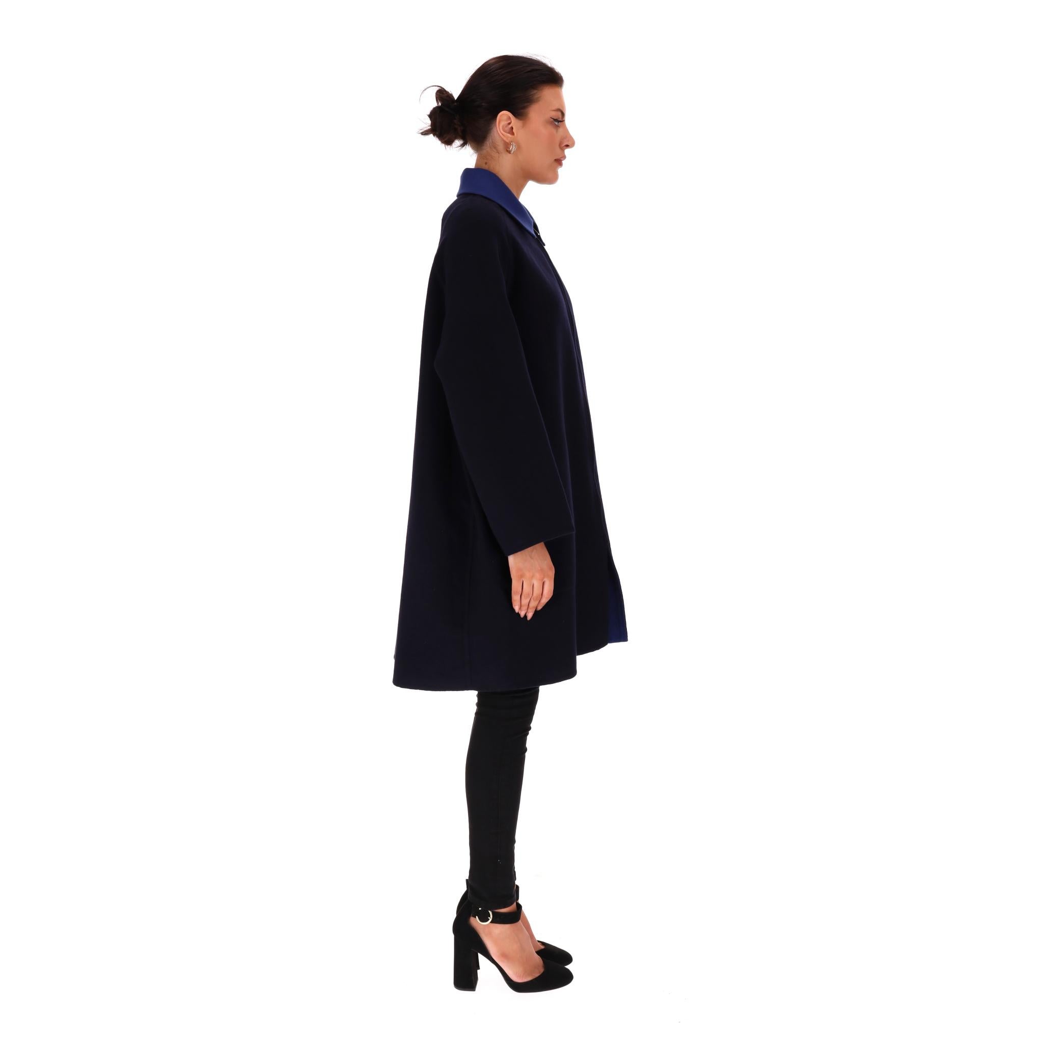 Hermes Reversible Cashmere Coat In Excellent Condition For Sale In London, GB