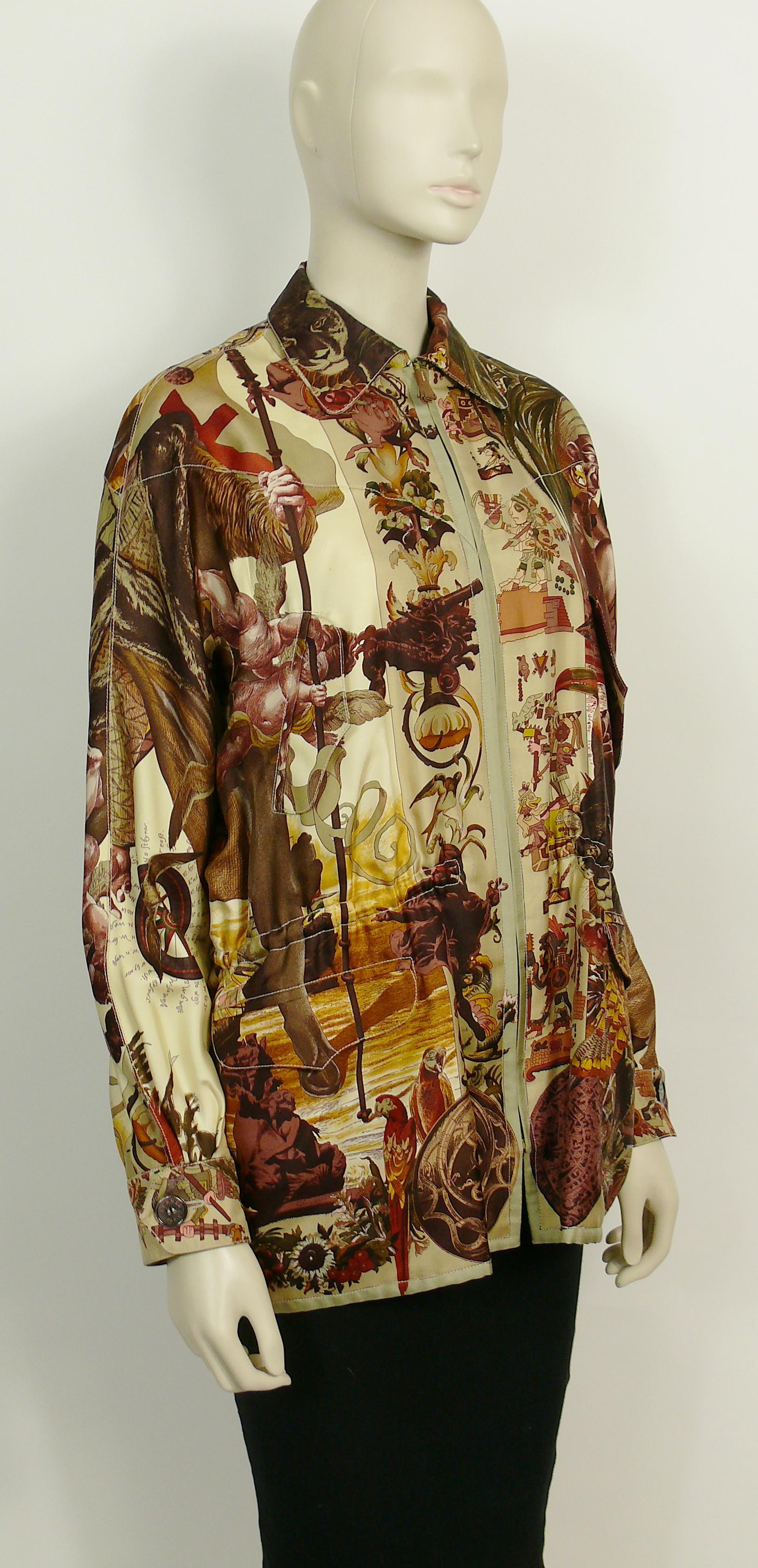 HERMES vintage rare reversible jacket designed by Texan artist KERMIT OLIVER, featuring American theme prints : LES AMERIQUES on one side and FAUNE ET FLORE DU TEXAS on the other.

LES AMERIQUES was designed to commemorate the 500th anniversary of