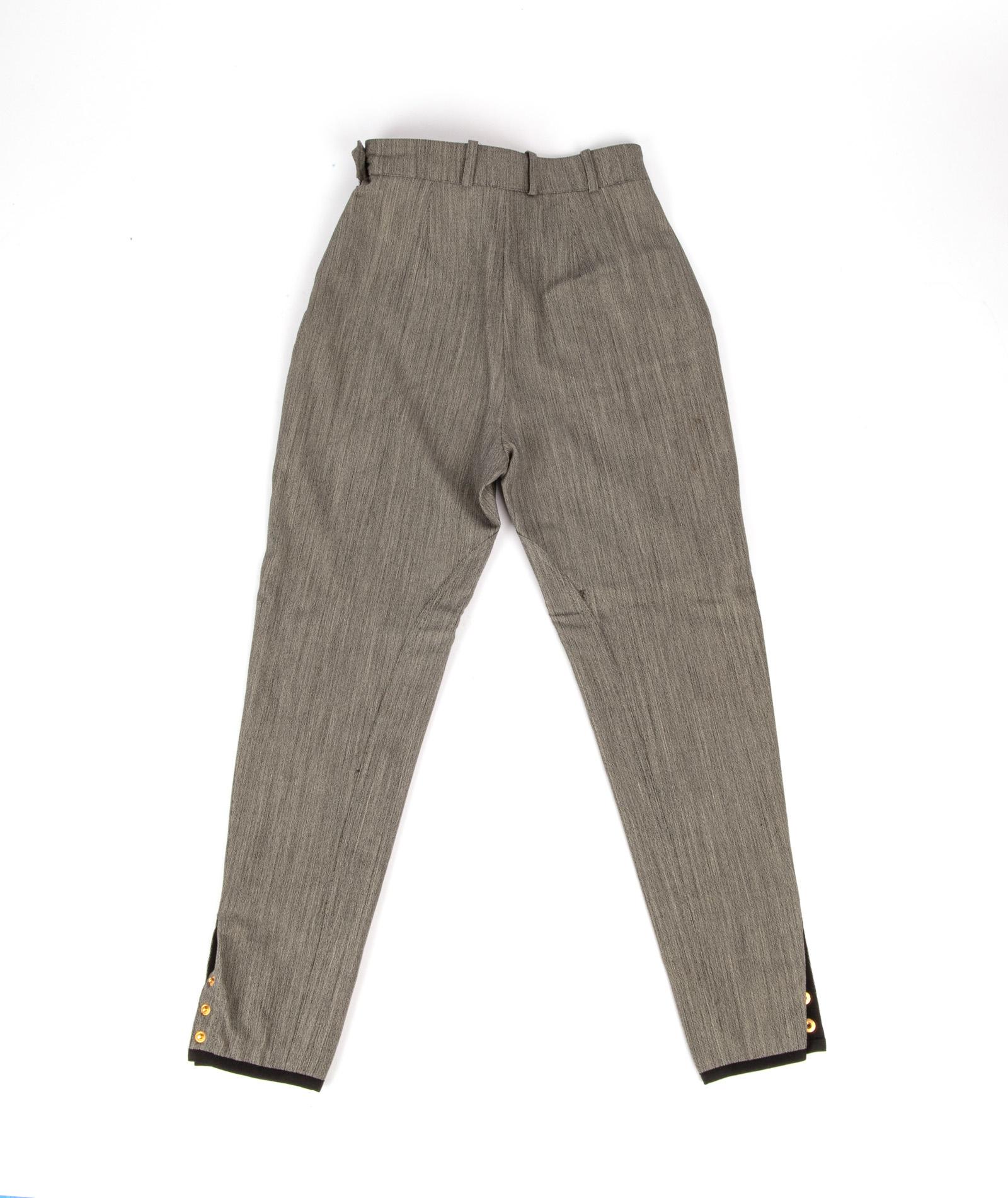 Gris Pantalon d'équitation Hermes Vintage 5 Coveted Gold Clou de Selle Ankle Snaps  38 / 4 en vente