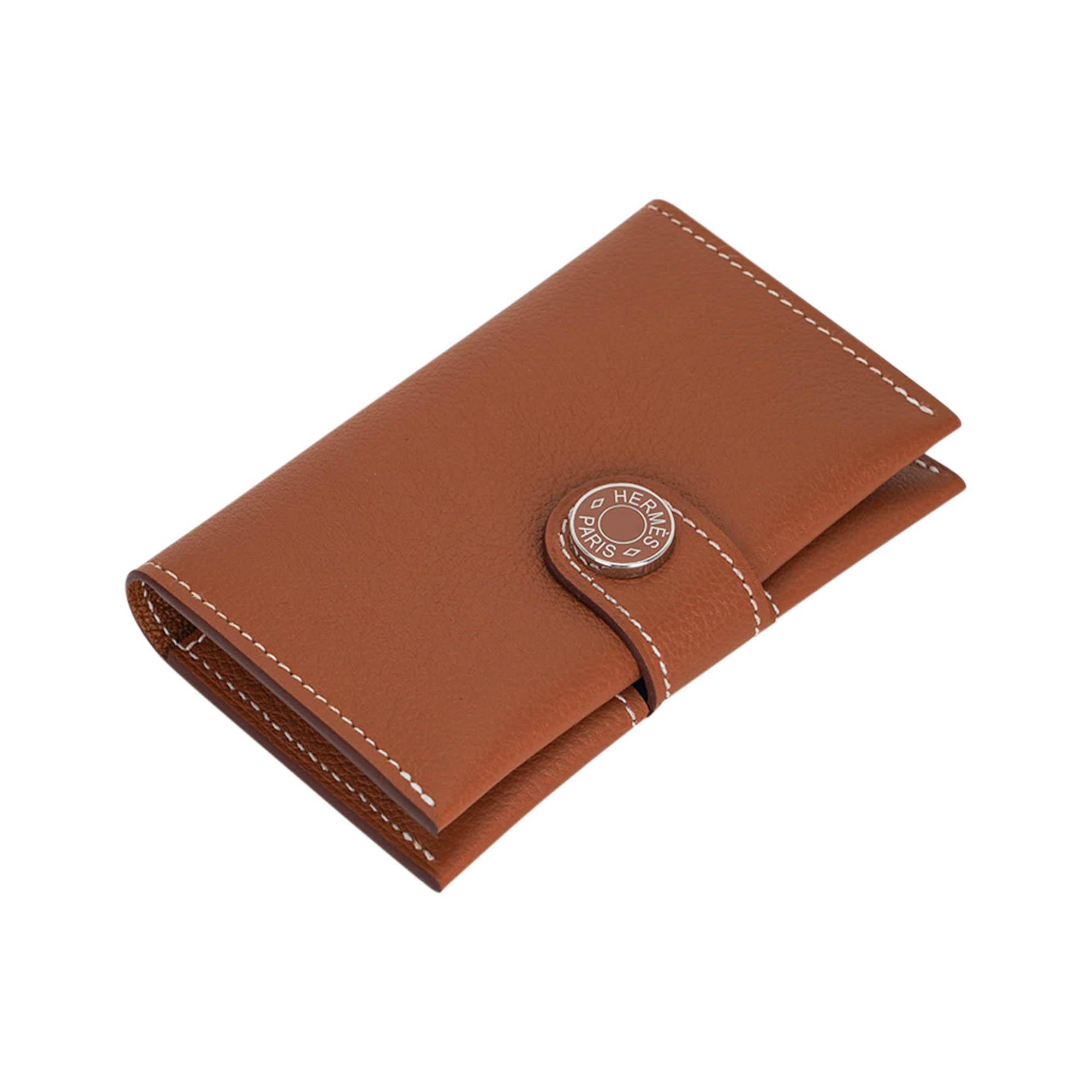 Hermes R.M.S. Card Holder Gold Evercolor Calfskin In New Condition For Sale In Miami, FL