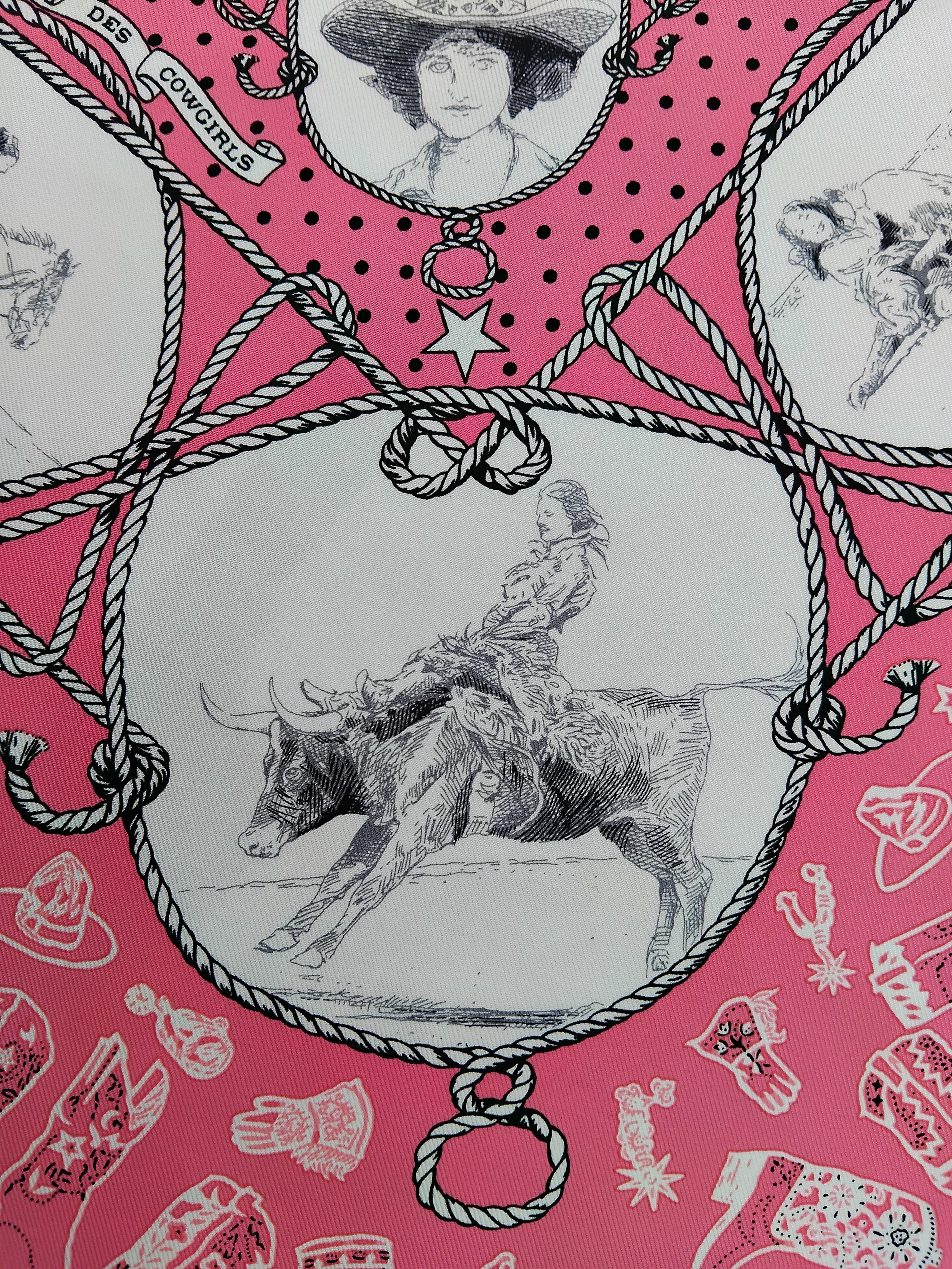 Hermès Rodeo Des Cowgirls Bandana Seidenschal 55 cm Kermit Oliver Pferd TEXAS im Zustand „Hervorragend“ in Corcoué Sur Logne, Loire-Atlantique