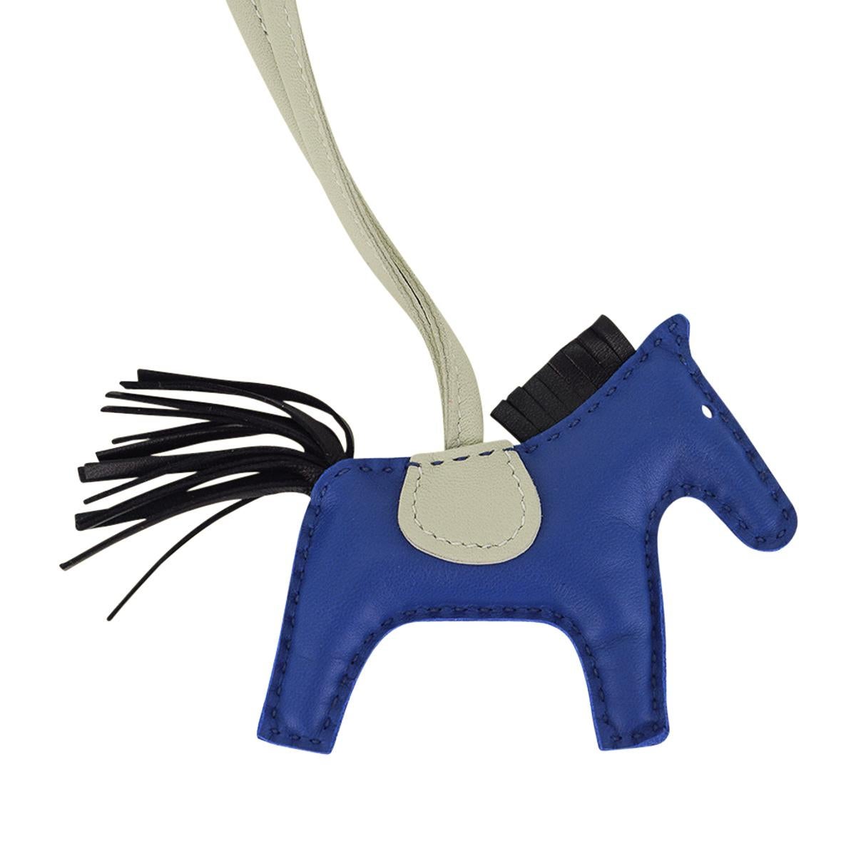 Hermes Rodeo PM Bag Charm Blue de France Craie and Noir For Sale 2