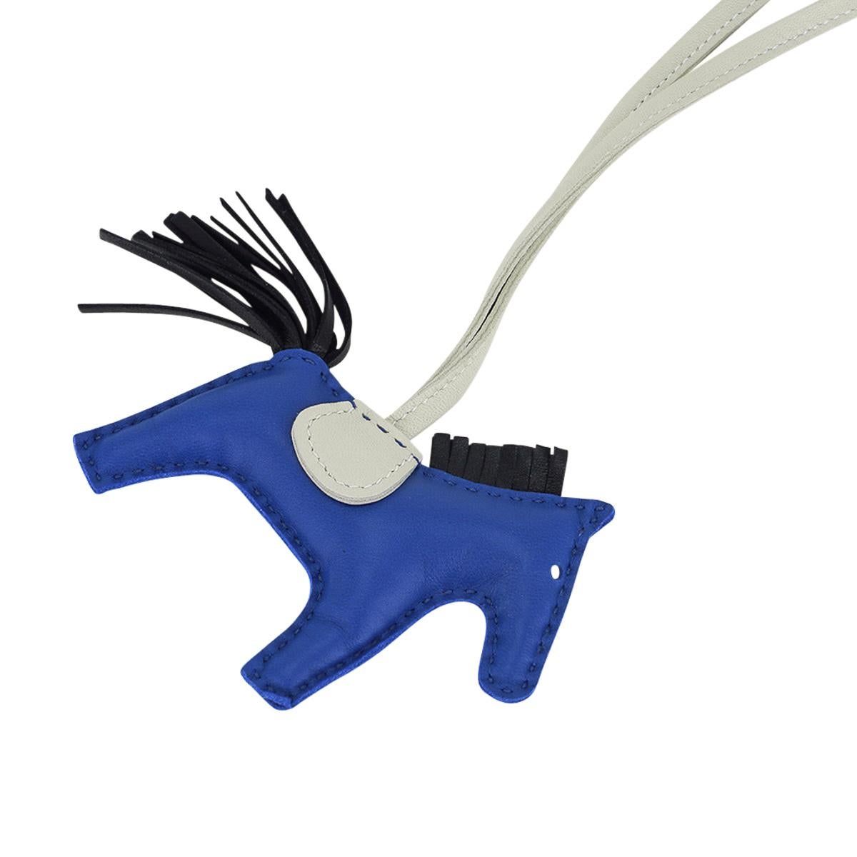 Hermes Rodeo PM Bag Charm Blue de France Craie and Noir For Sale 3