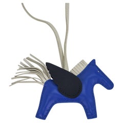 Hermes Rodeo PM Bag Charm Blu di Francia / Craie / Nero