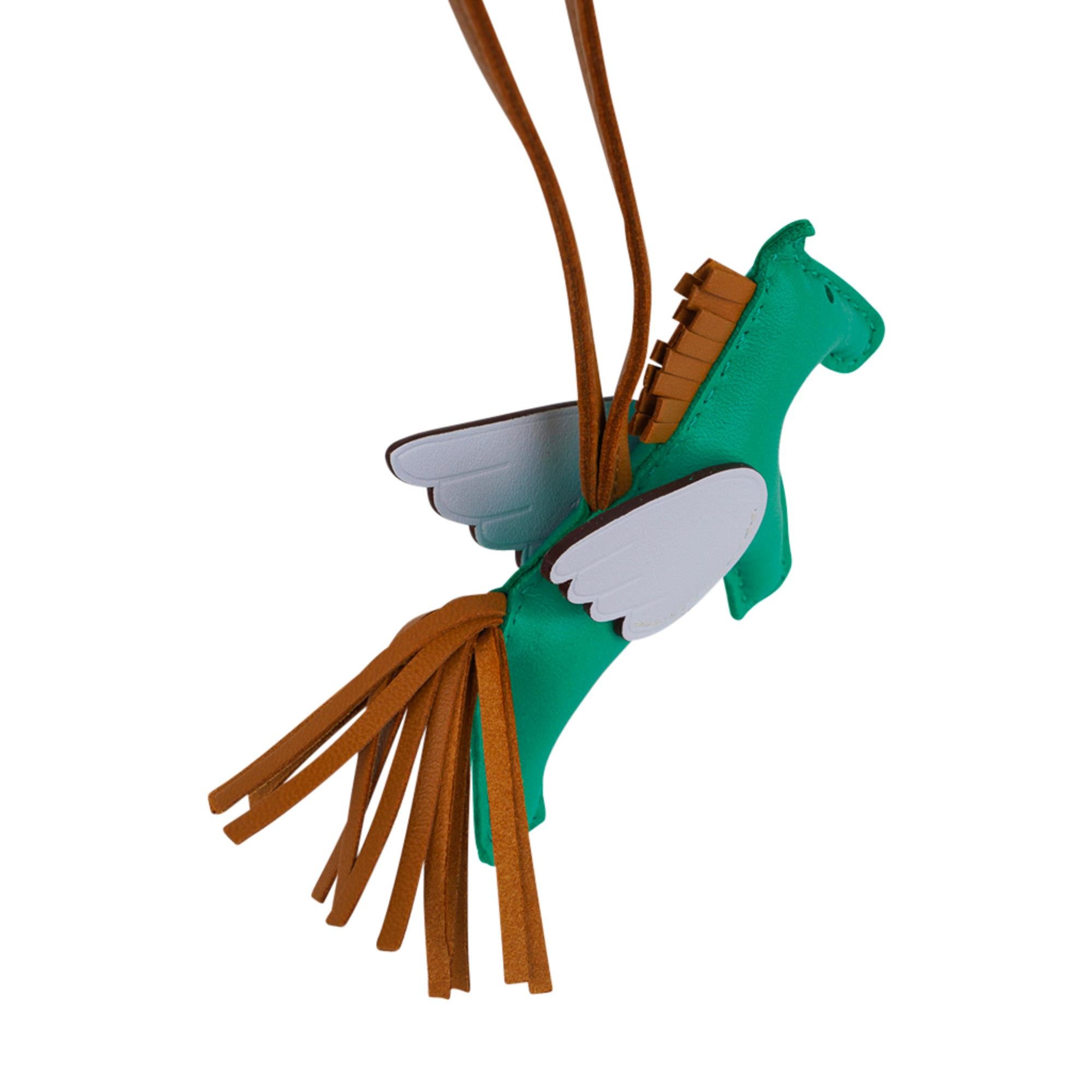 Hermes Rodeo PM Pegase Bag Charm Menthe Blue Brume and Sesame In New Condition For Sale In Miami, FL