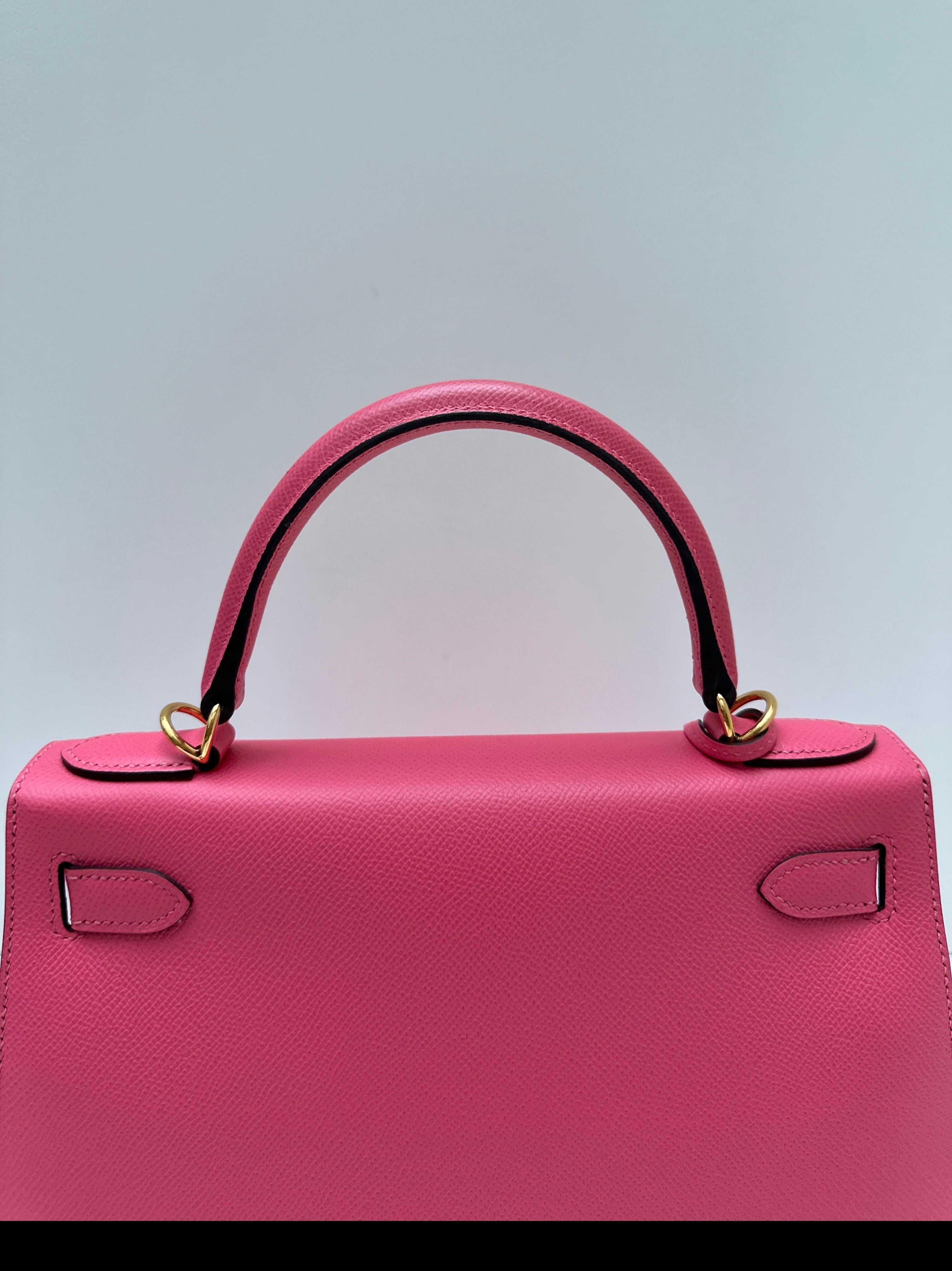 Women's or Men's Hermes Rose Azalea Kelly 28 Bag For Sale
