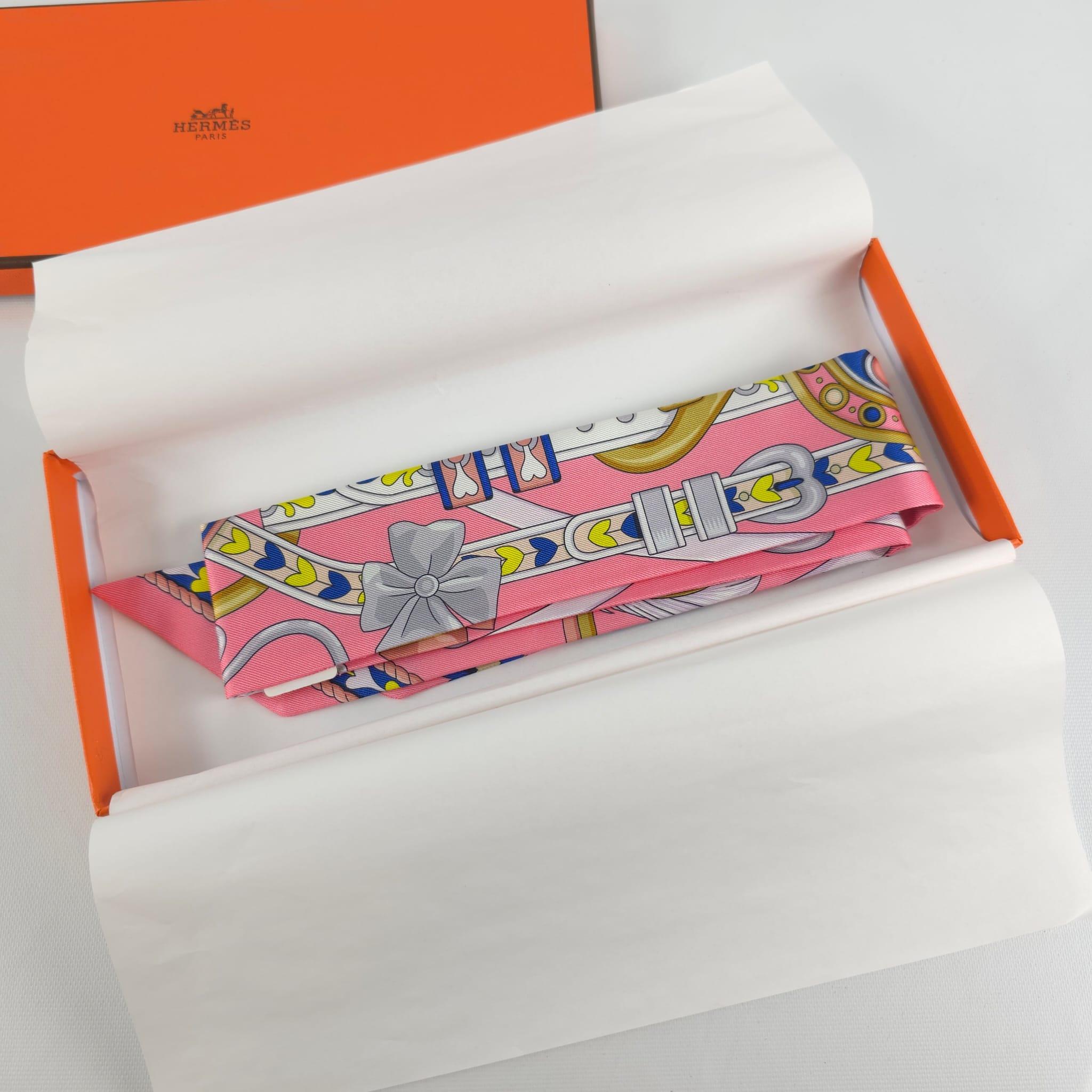 Hermès rose bonbon, bleu vif & blanc silk  Harnais de Coeur Twilly 1