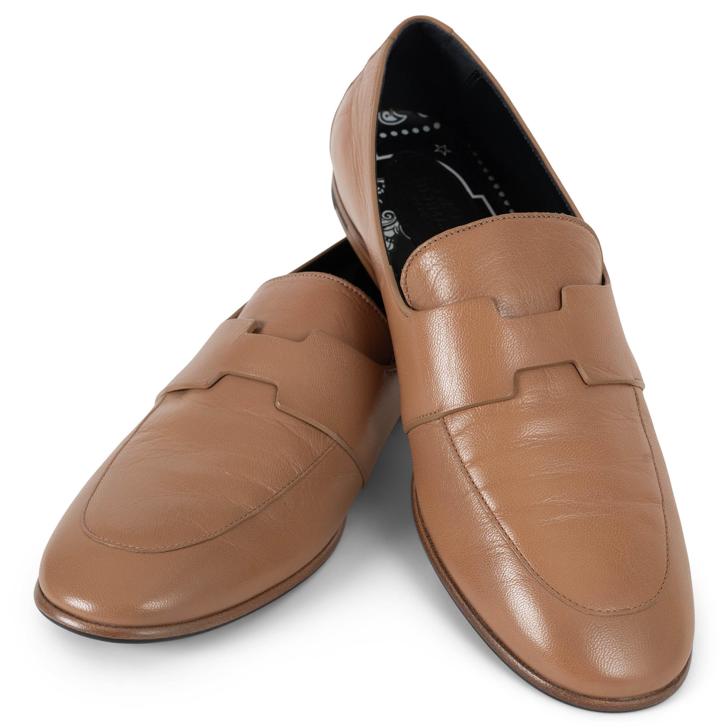 HERMÈS Chaussures plates ANCORA en cuir rose bubinga nude 38 en vente 1