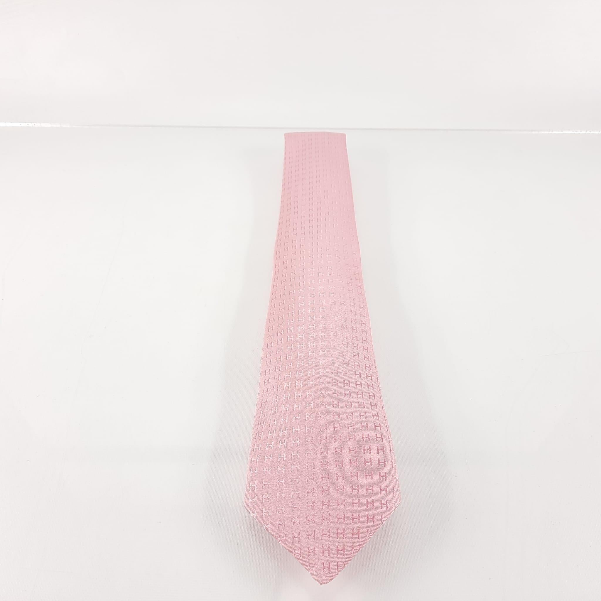Hermes Rose Faconnee H tie In New Condition In Nicosia, CY