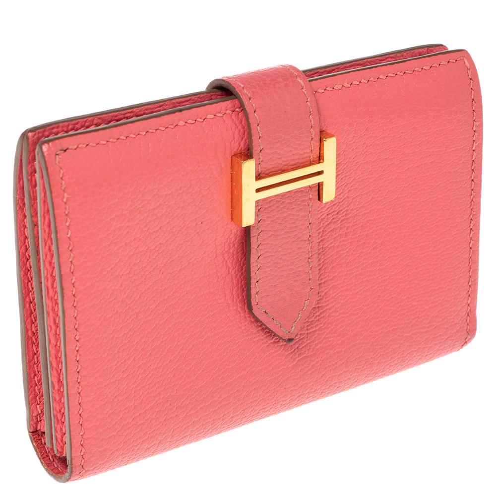 Hermes Rose Lipstick Evercolor Leather Bearn Card Holder In Good Condition In Dubai, Al Qouz 2