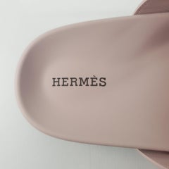 Hermes Rose Porcelaine suede goatskin size 36 Chypre sandal