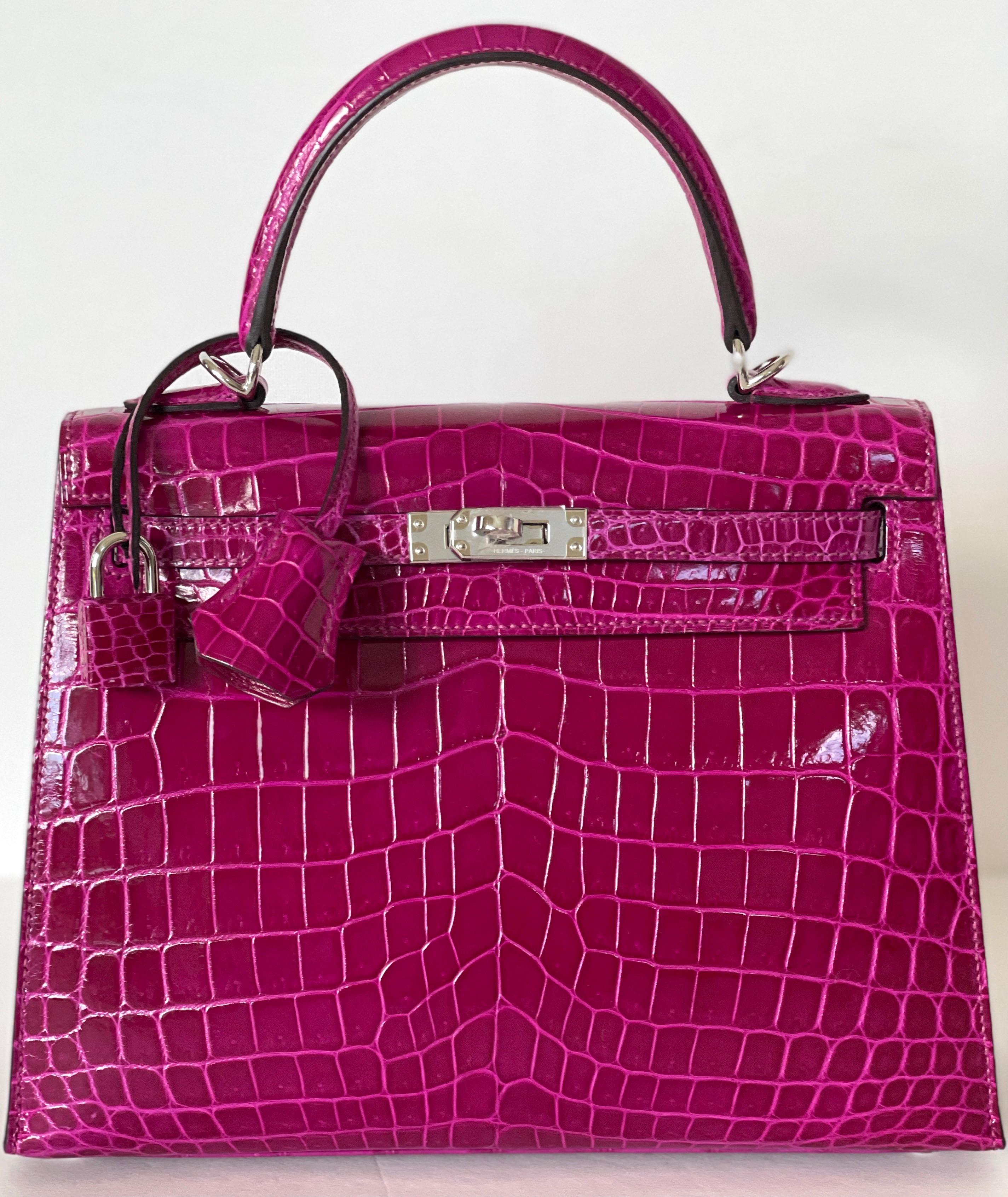 Hermès Rose Pourpre Shiny Niloticus Crocodile Sellier Kelly 25cm  In New Condition In West Chester, PA