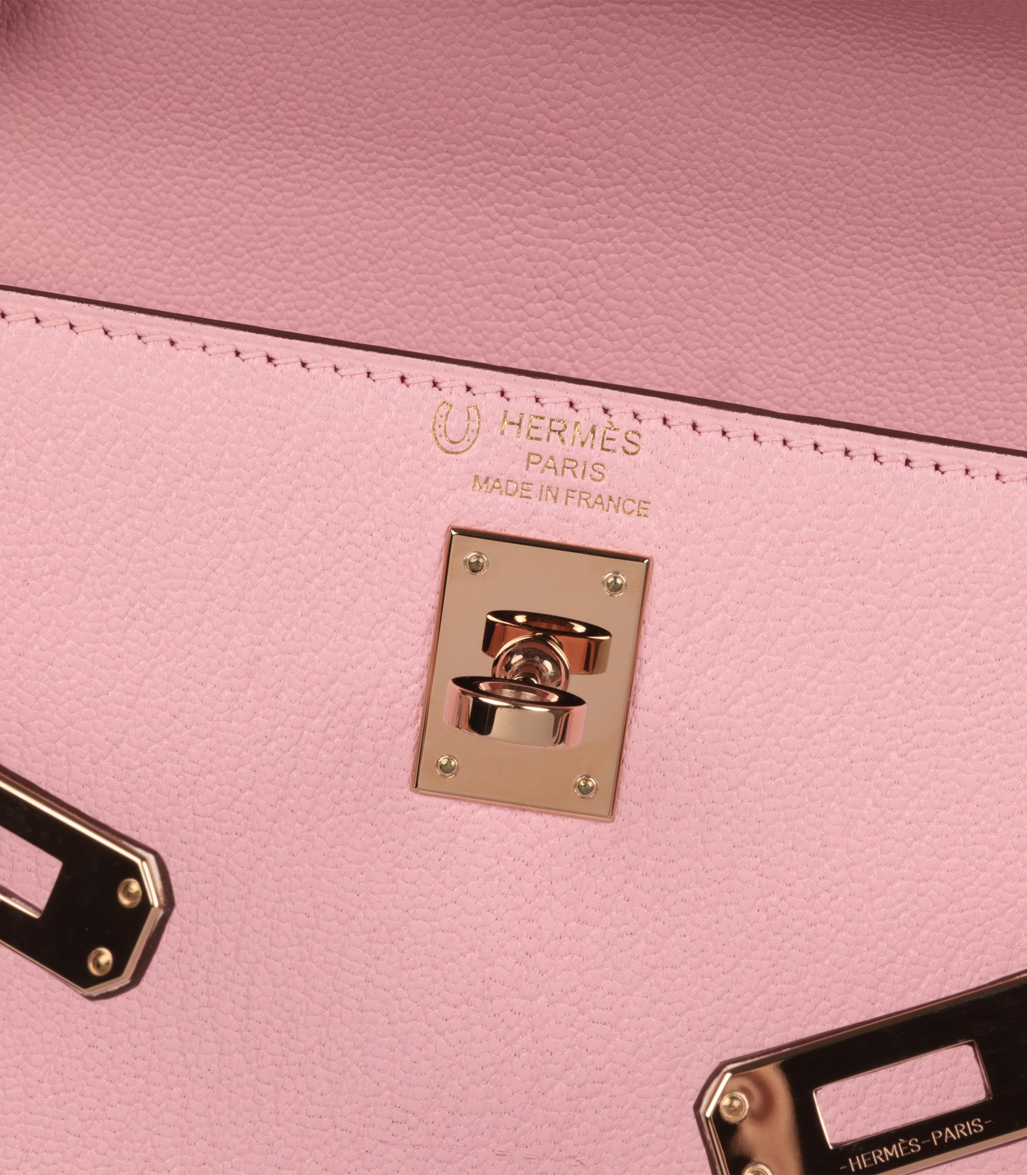 Hermès Rose Sakura & Nata Chevre Mysore Leather HSS Special Order Kelly 25cm Sel en vente 3