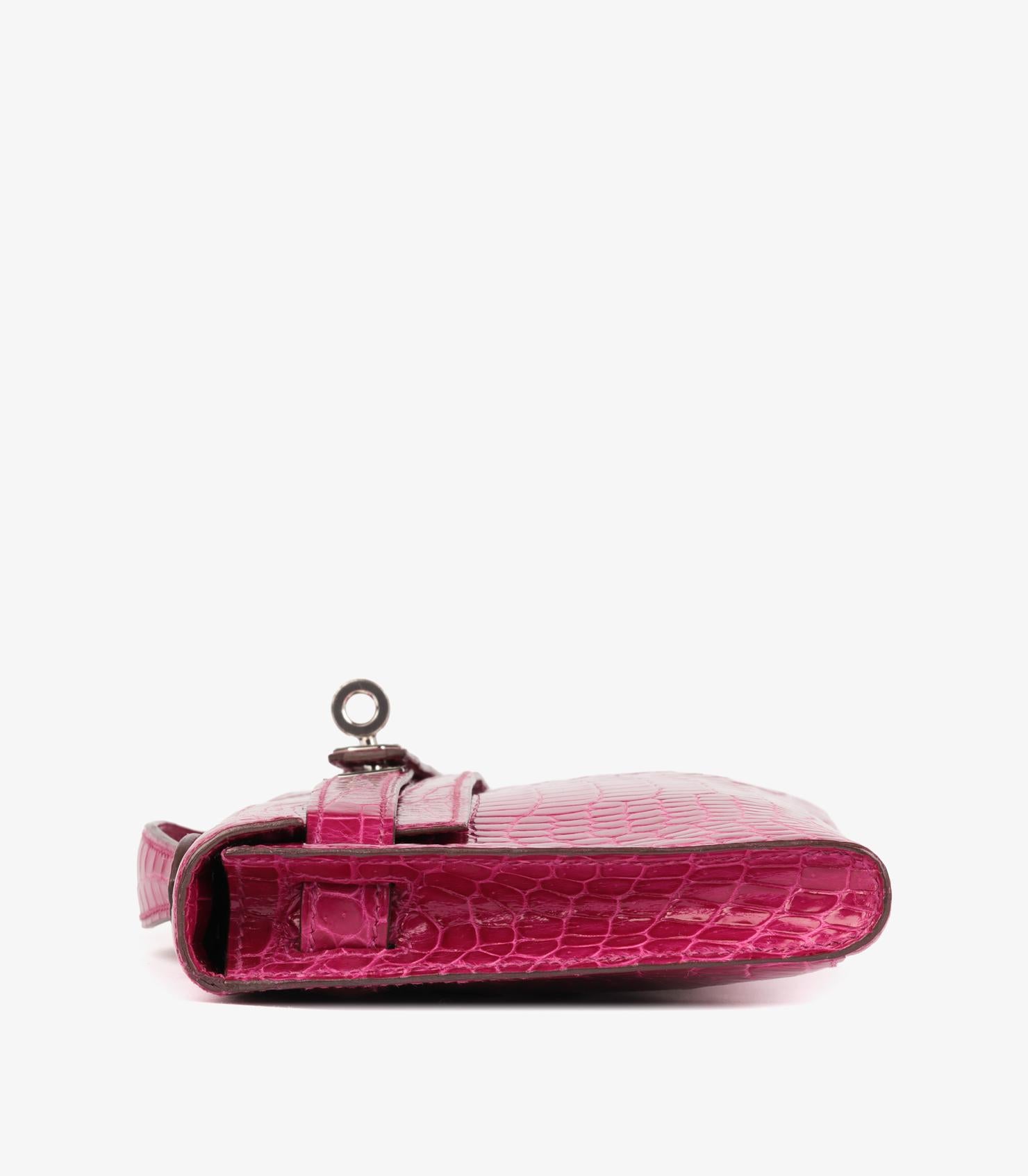 Hermès Rose Scheherazade Shiny Porosus Crocodile Leather Kelly Cut In Good Condition In Bishop's Stortford, Hertfordshire