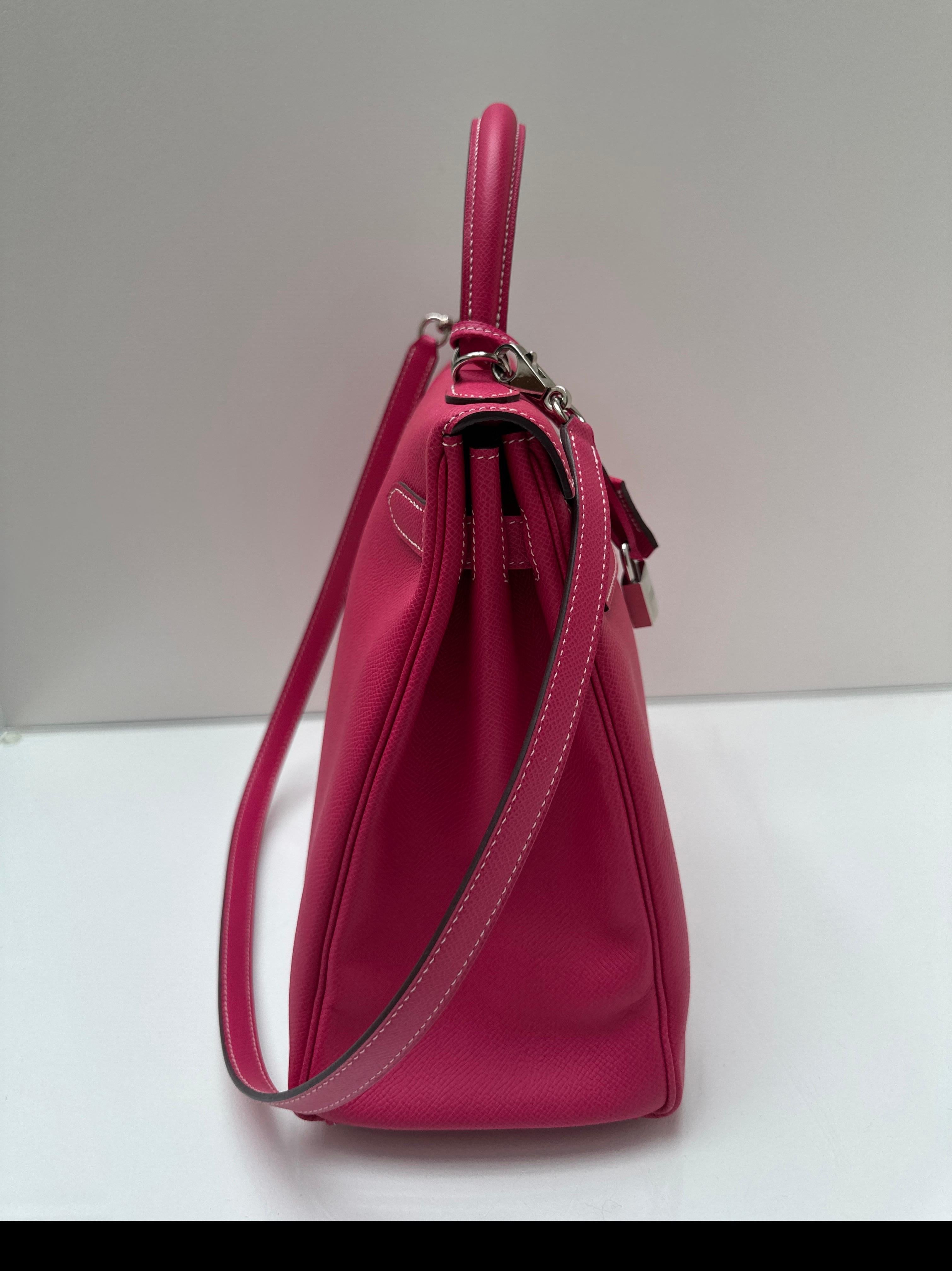 Women's or Men's Hermes Rose Tyrien Kelly 32 Bag For Sale